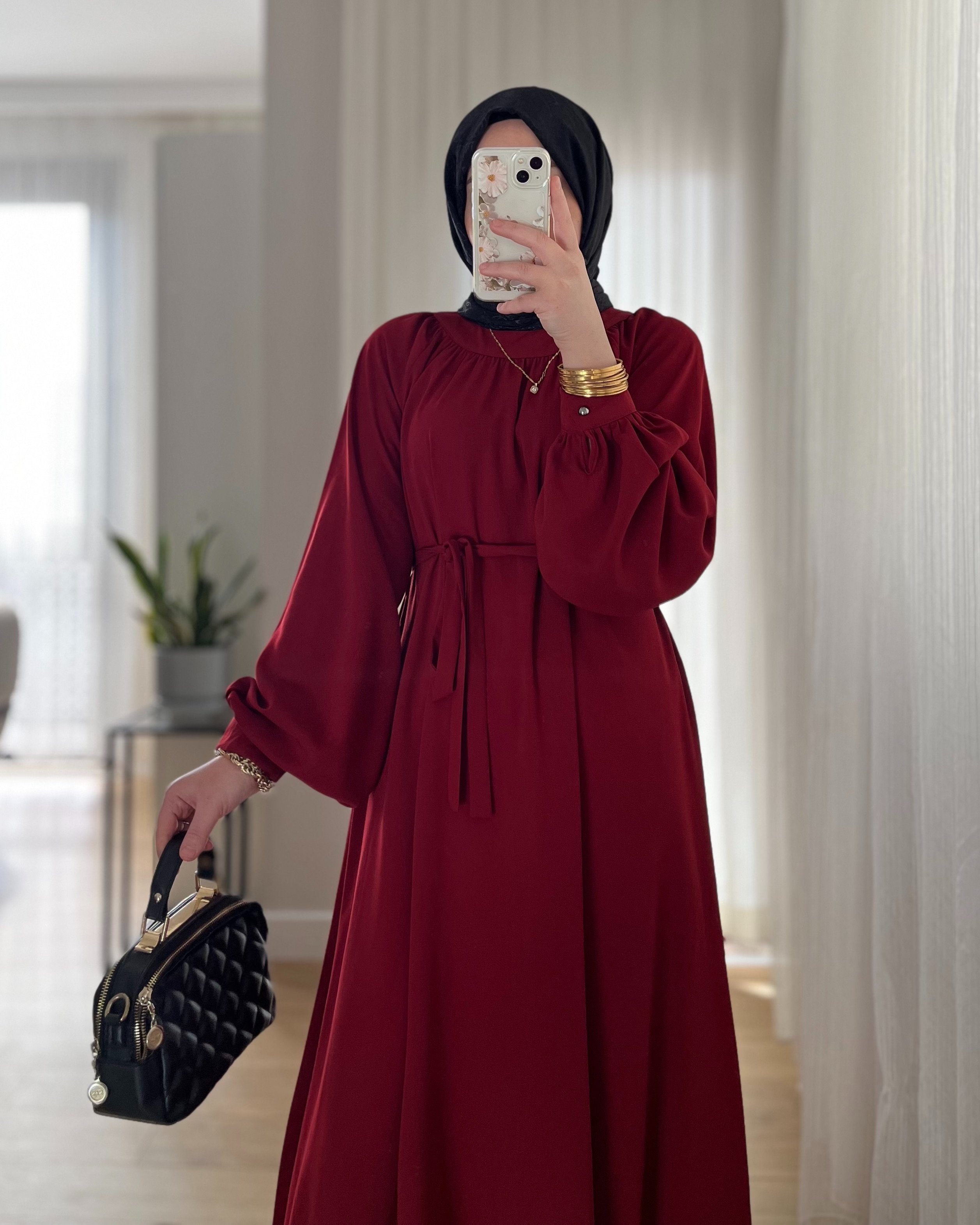 Reglan Kol Büzgülü Elbise