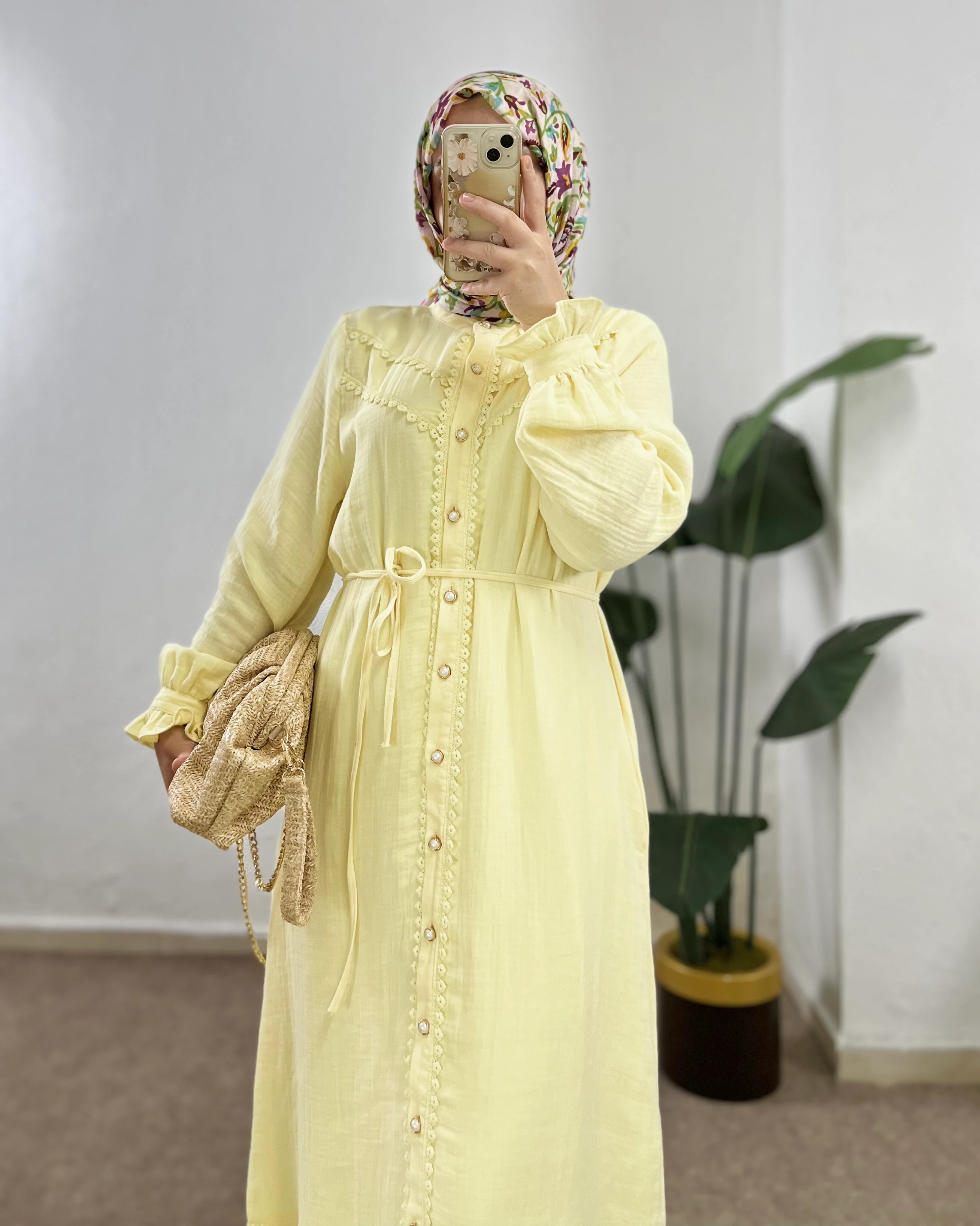 Dantel Detaylı Müslin Elbise 