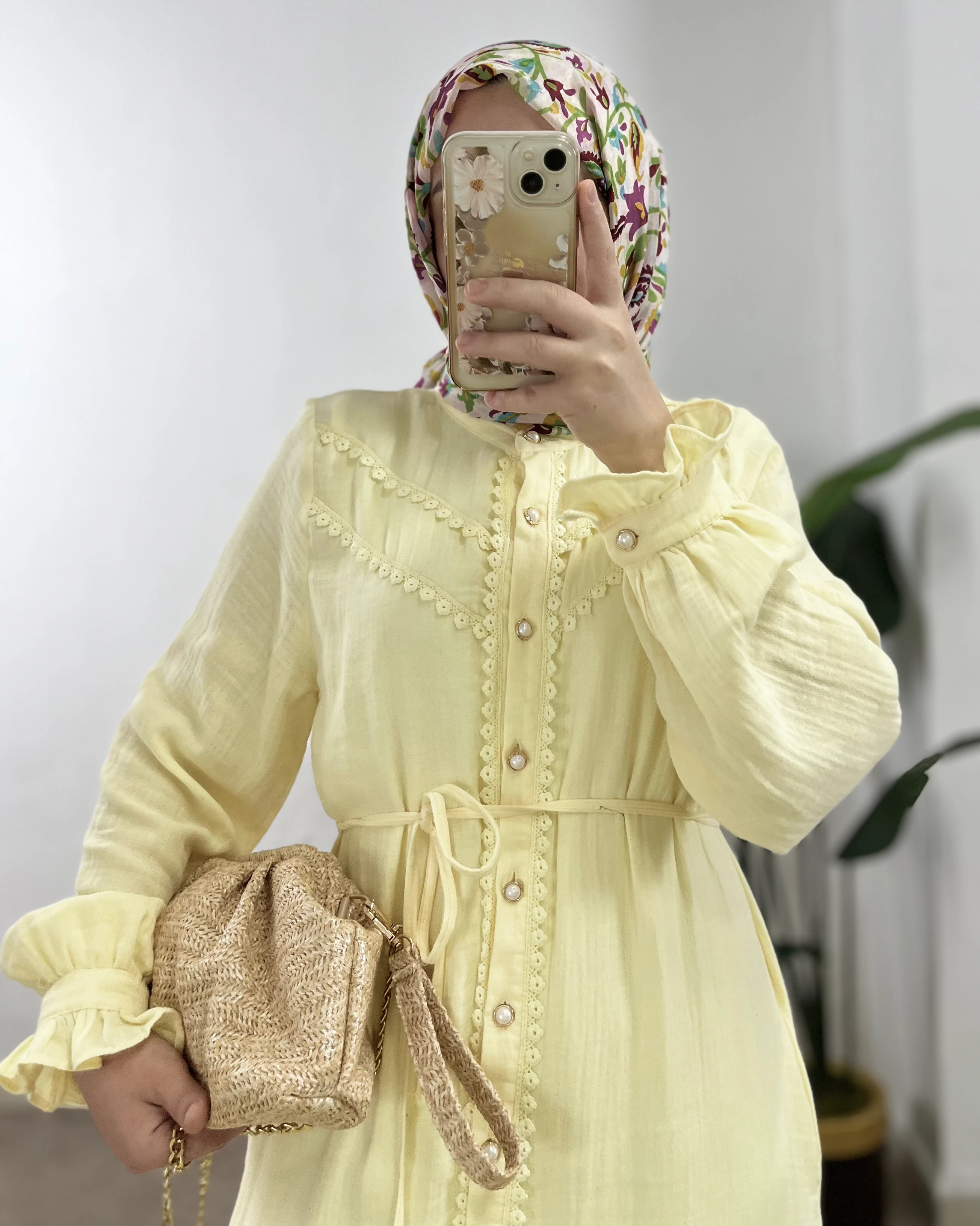 Dantel Detaylı Müslin Elbise 