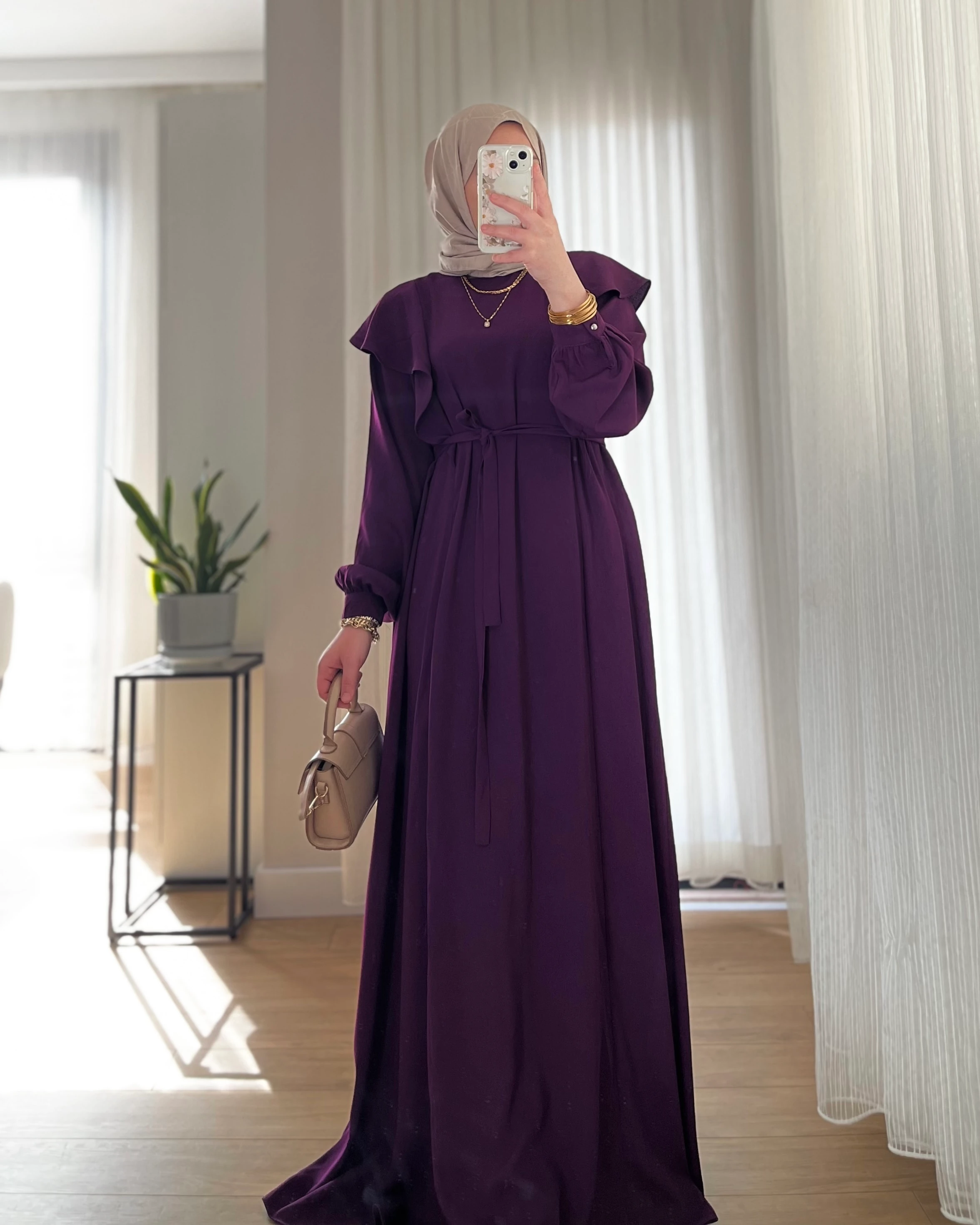 Reglan Kol Büzgülü Elbise