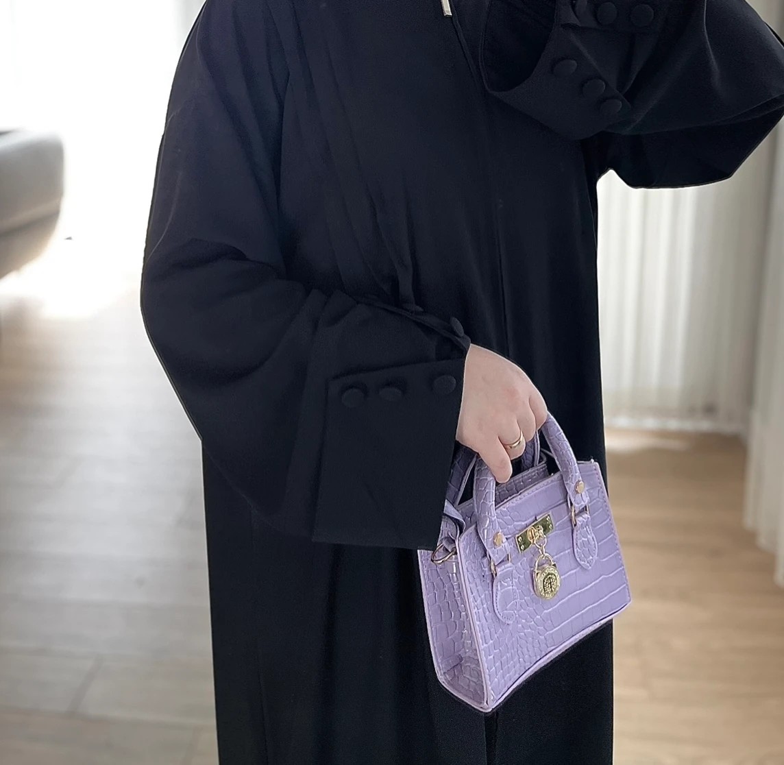Abaya Kol Ferace