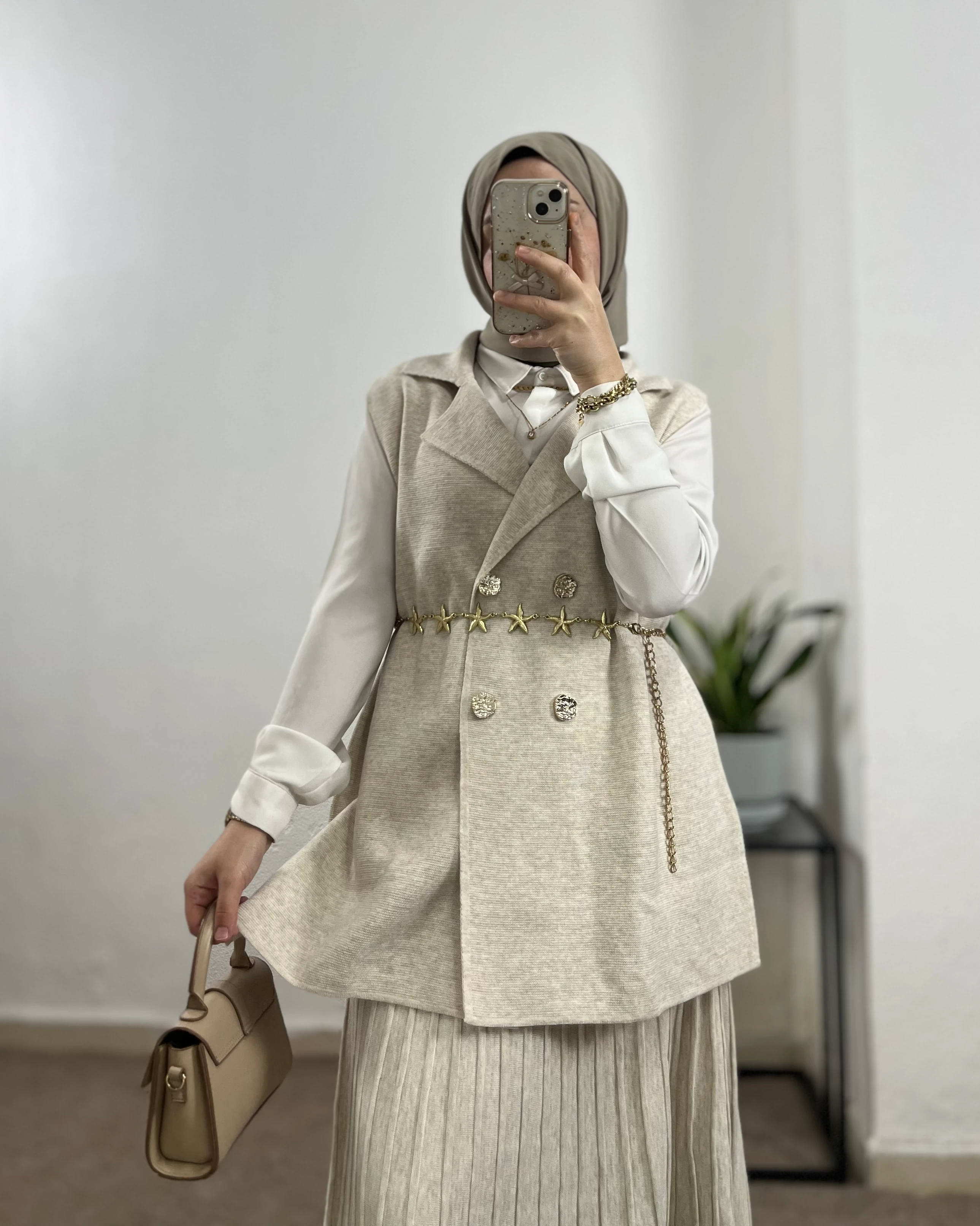 Yelek& Etekli Triko Takım+ (Kemer Hediyeli) - Ekru