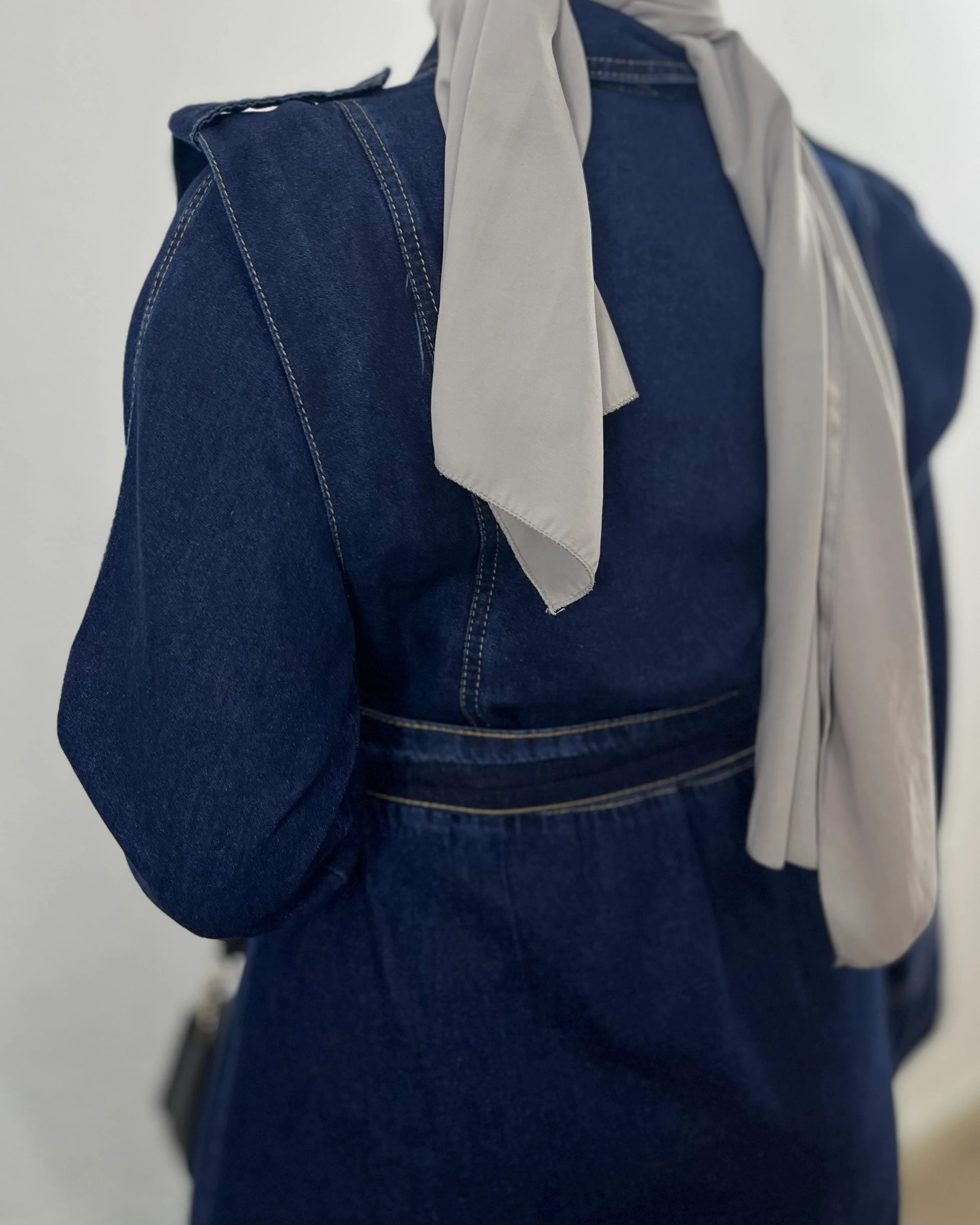 Apoletli Tam Boy Düğmeli Kot Elbise