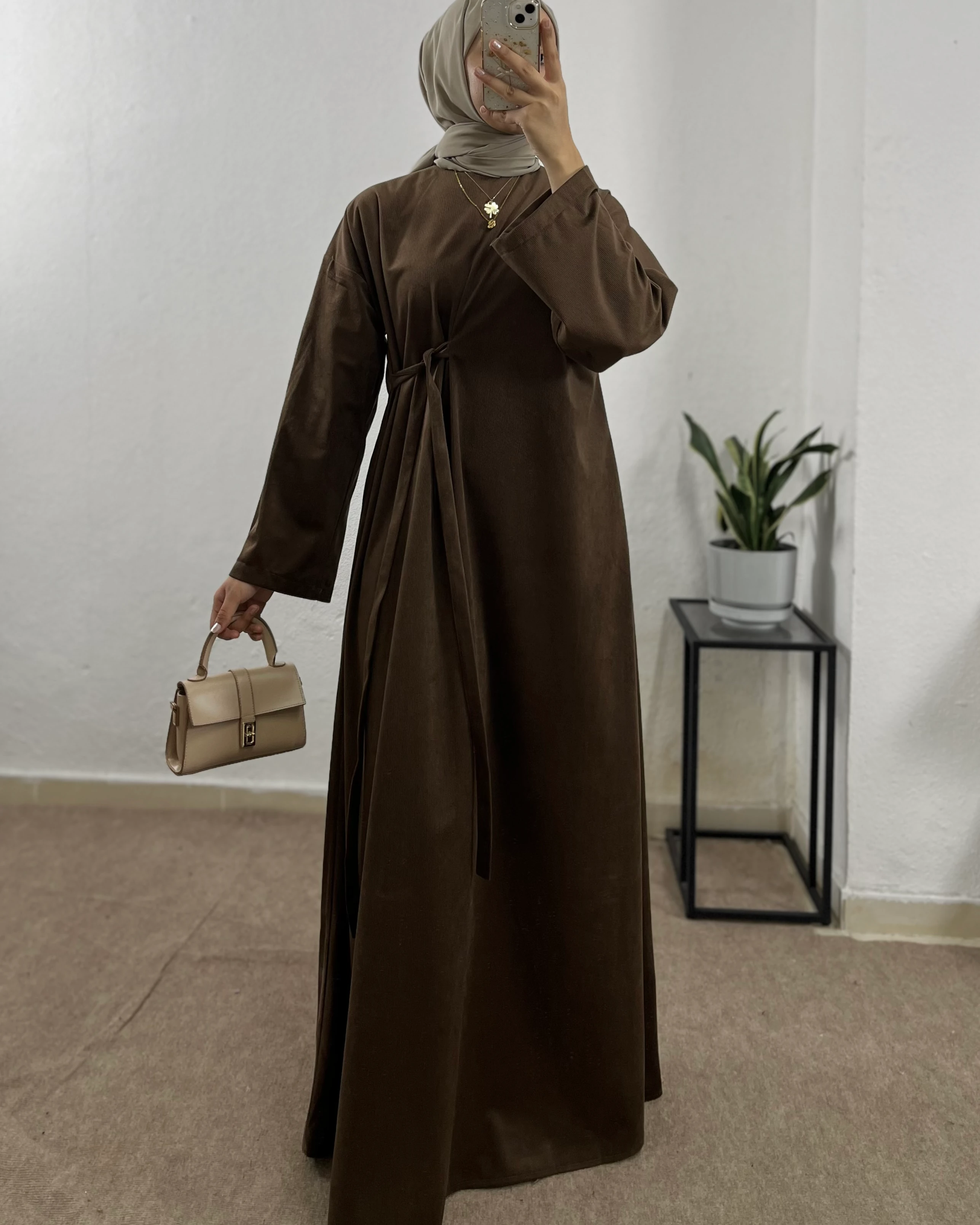 Kuşaklı İpek Kadife Elbise - Kahve
