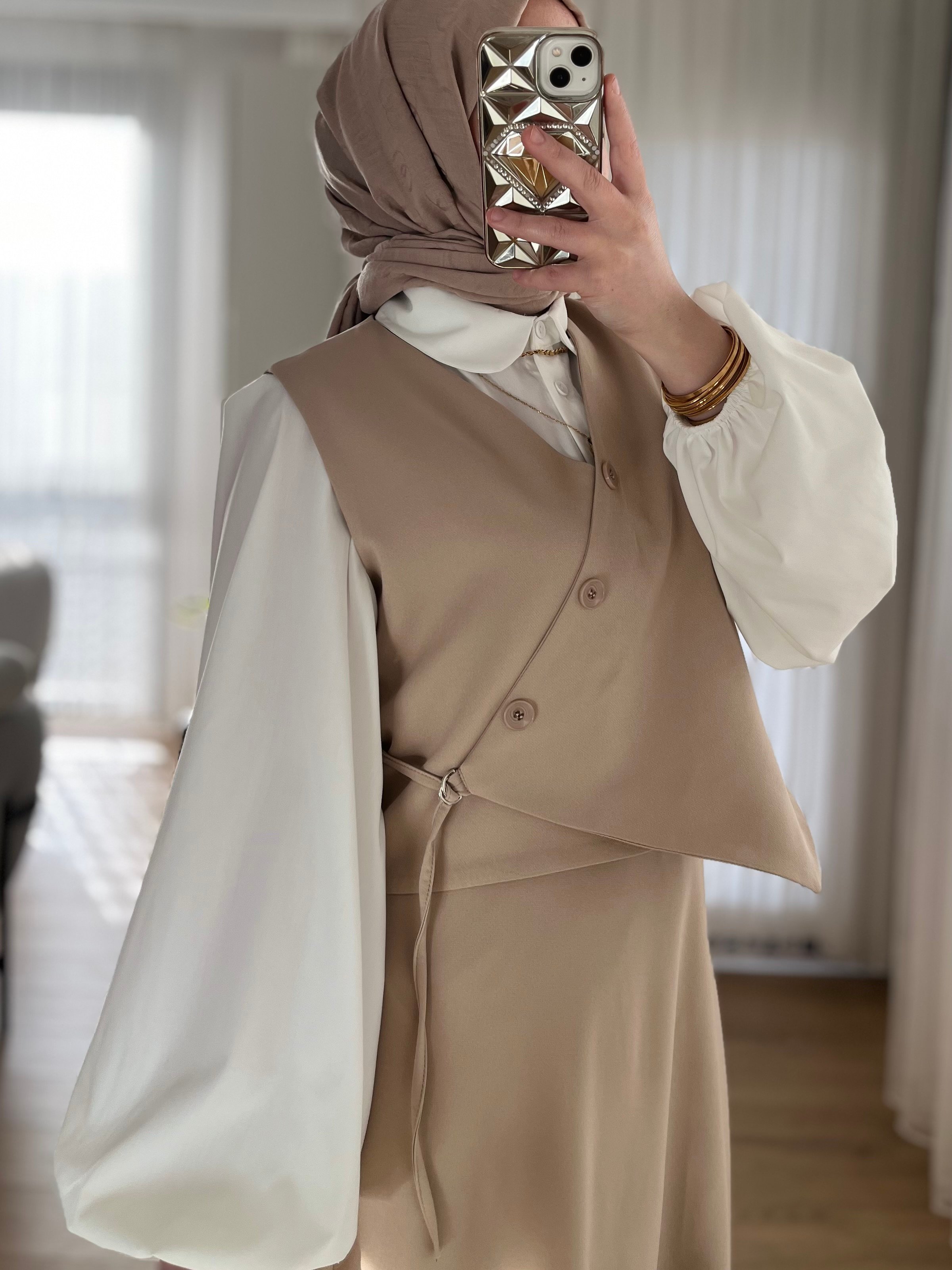 Yelekli Krep Takım - Bej