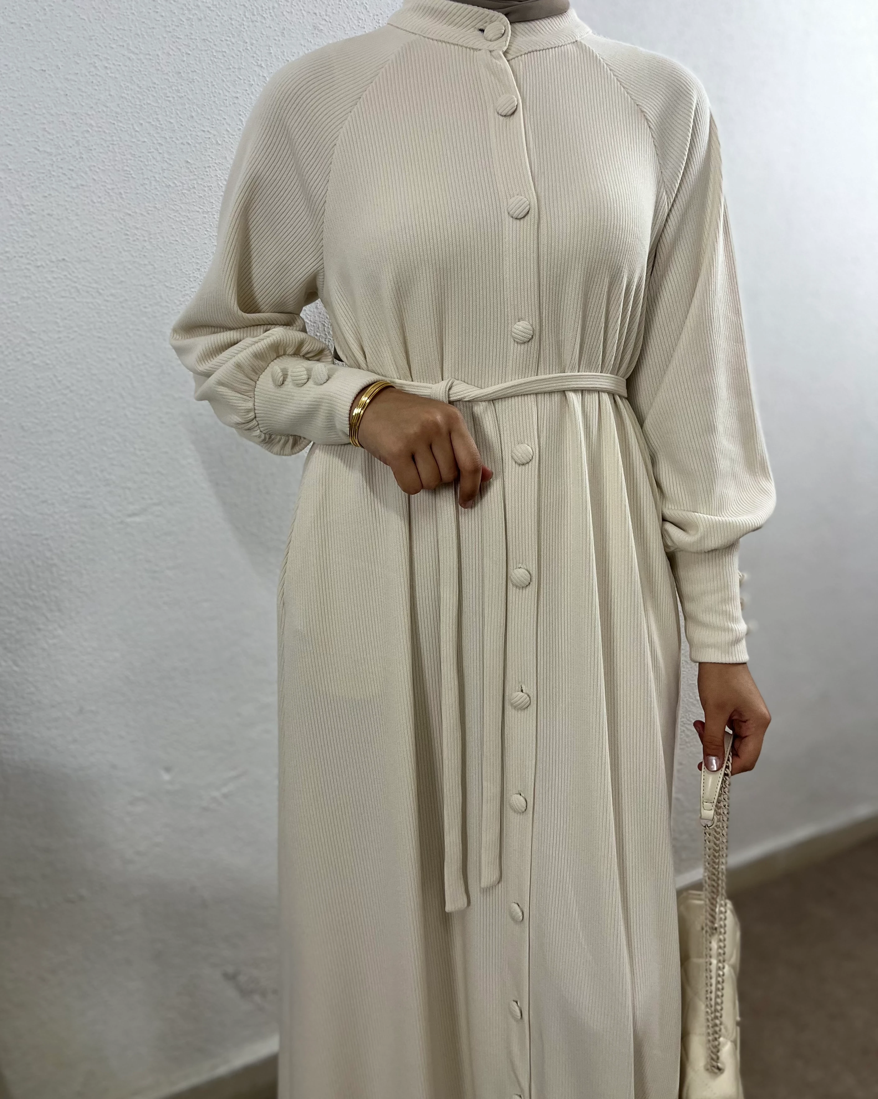 Kaplama Düğmeli İthal Örme Elbise - Ekru