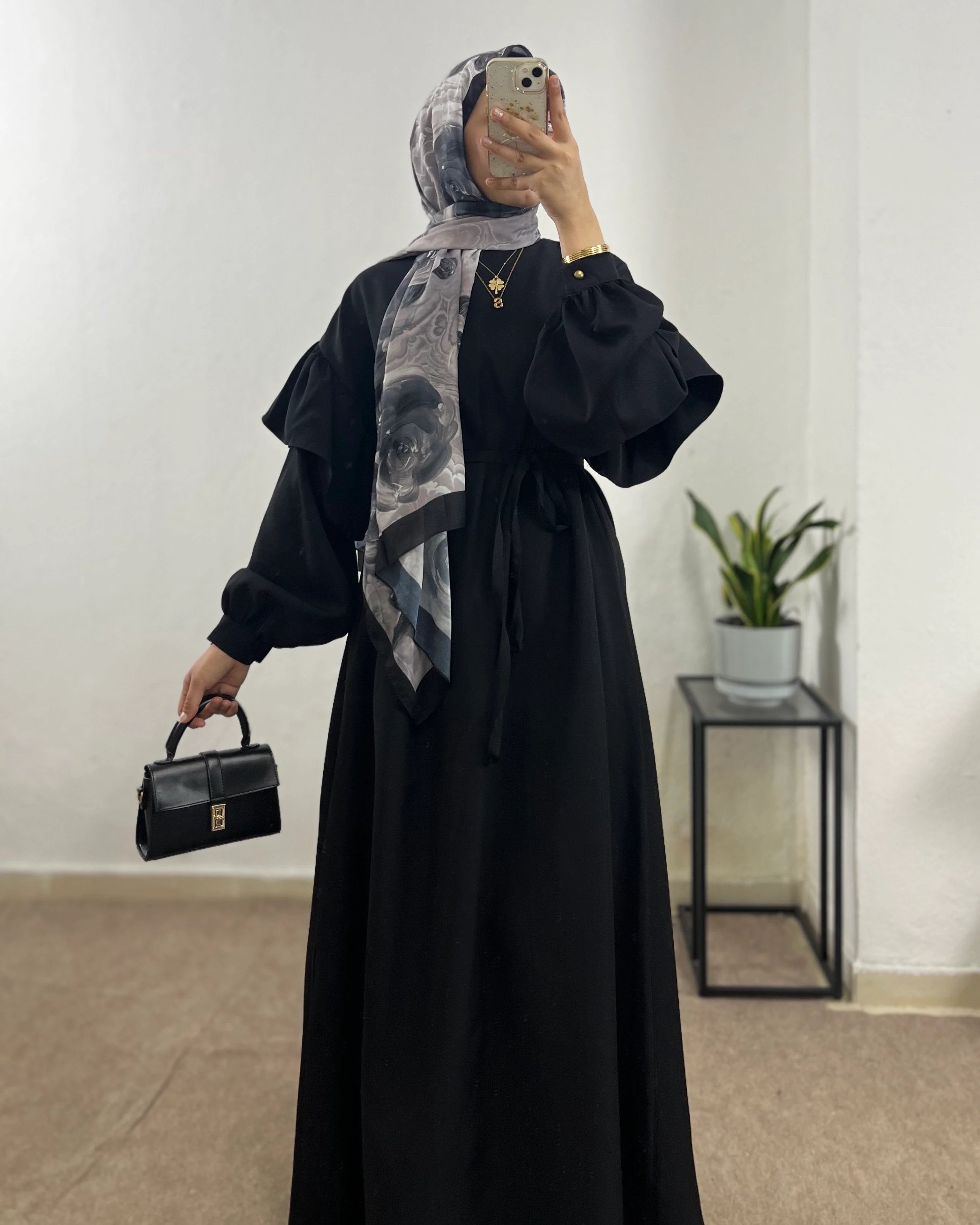 Volan Kol Liva Elbise - Siyah