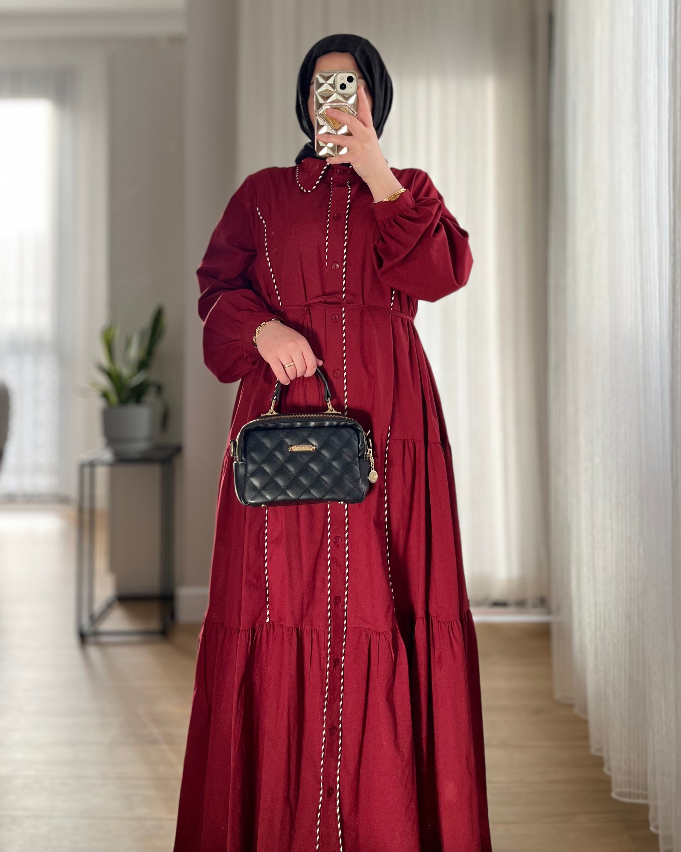 Şerit Detaylı Elbise
