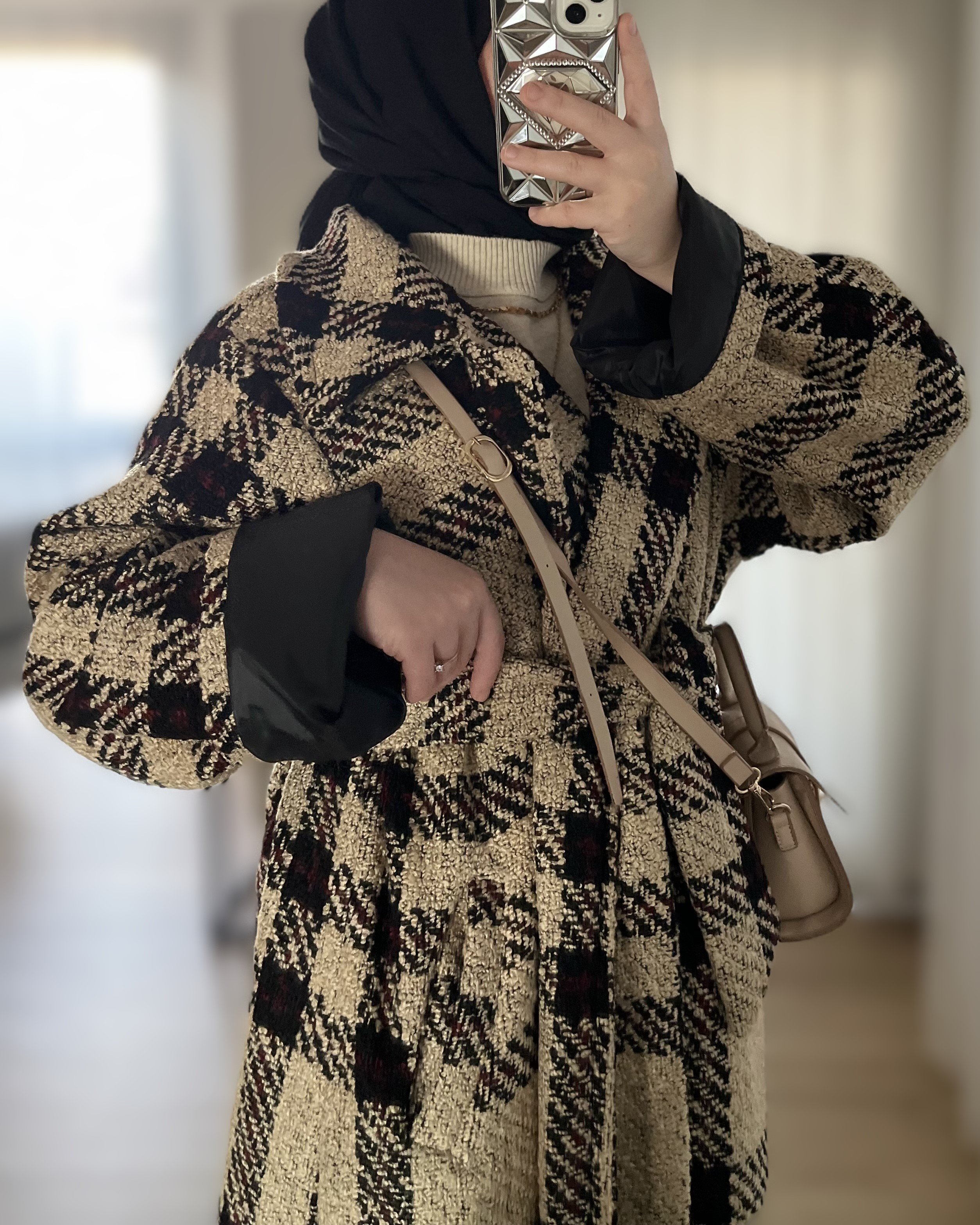 Chanel Astarlı Kaşe Kaban