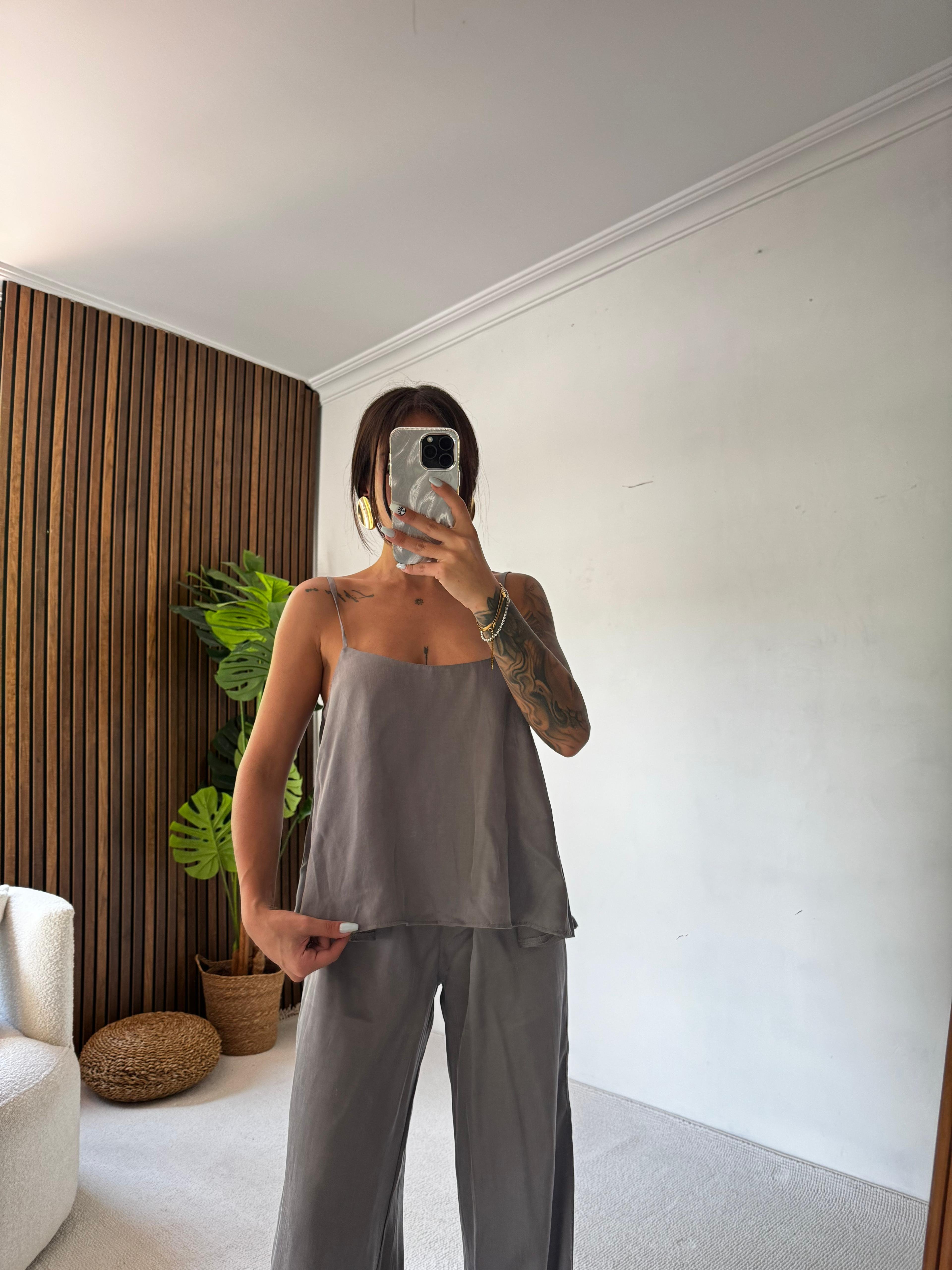 Mis Askılı Bluz Pantolon Takım - Gri