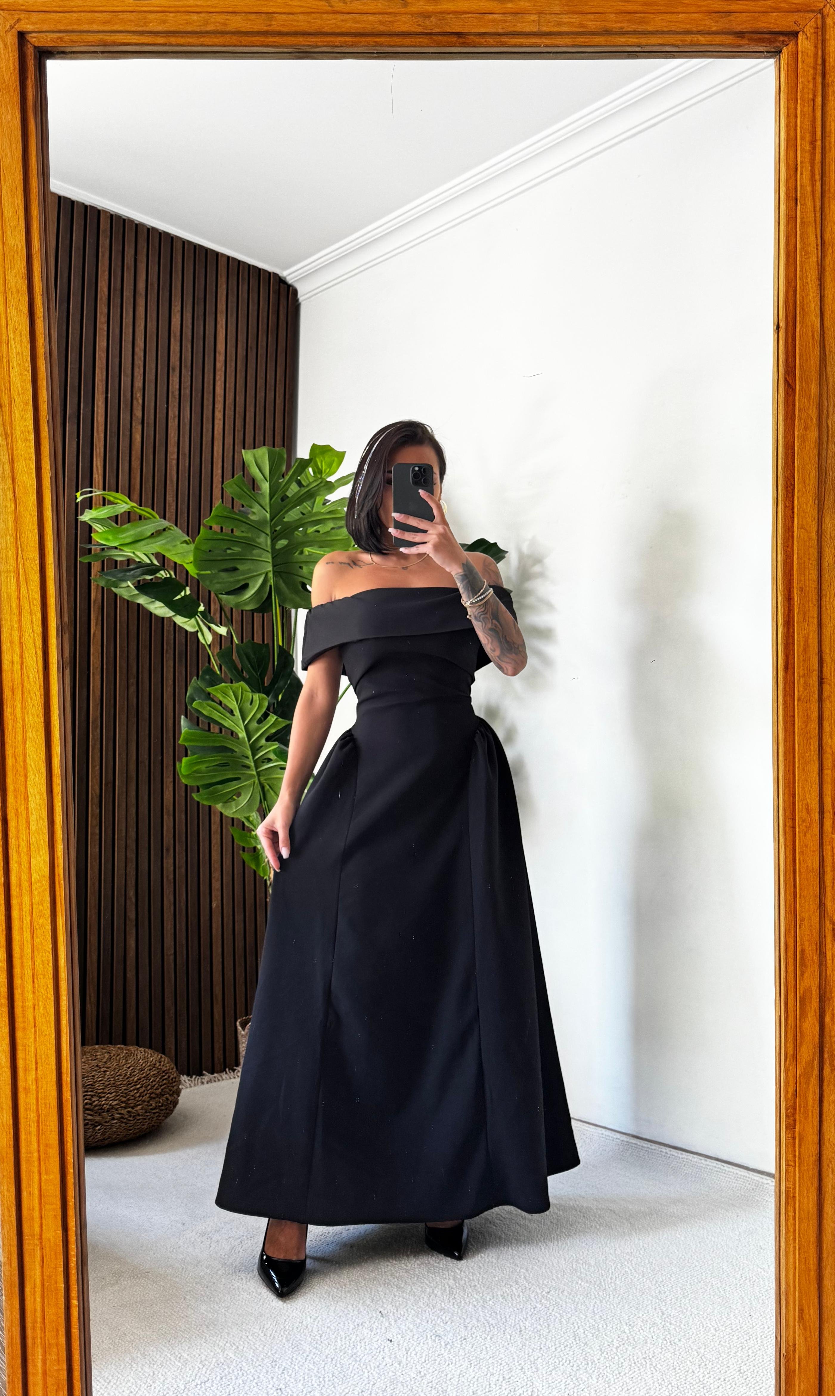 Eti Madonna Yaka Prenses Model Elbise  - Siyah