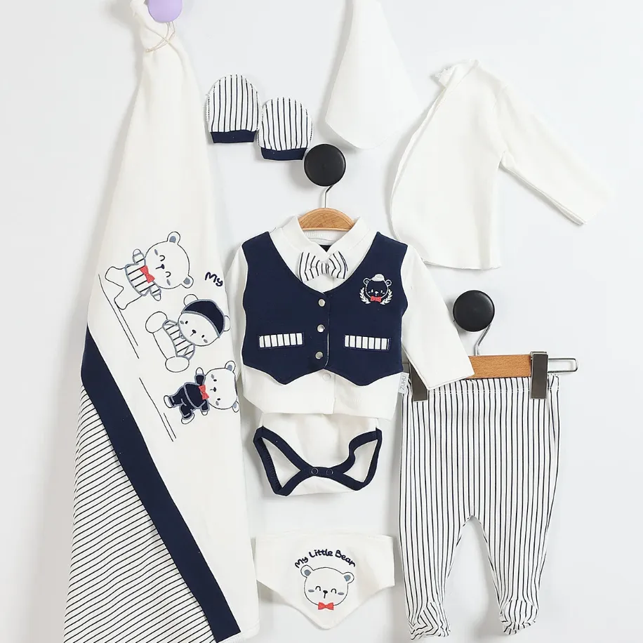 Yelekli Papyon Detaylı 10 Parça Erkek Bebek Seti