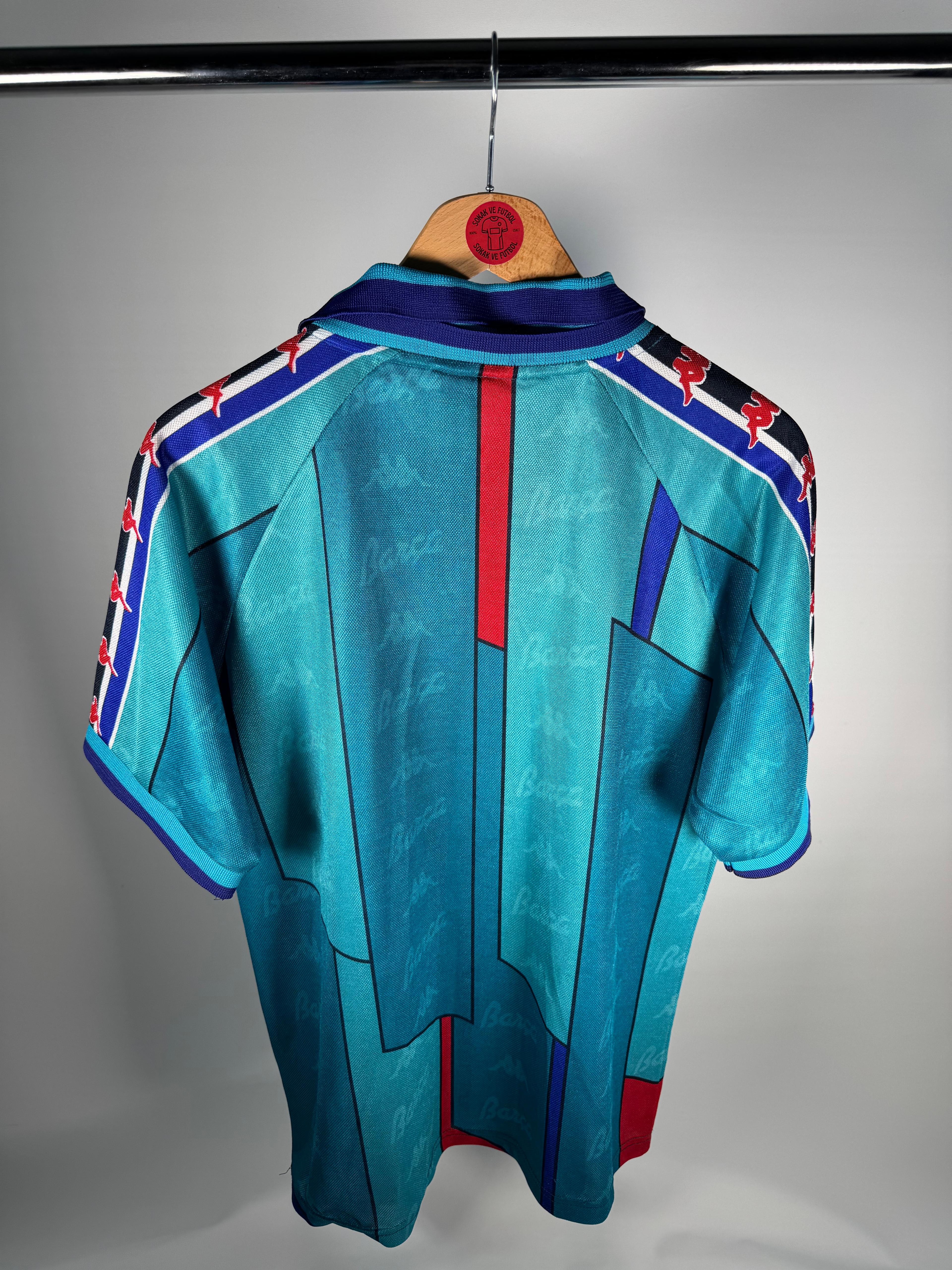 BARCELONA 1995-1997 DIŞ SAHA - MEDIUM