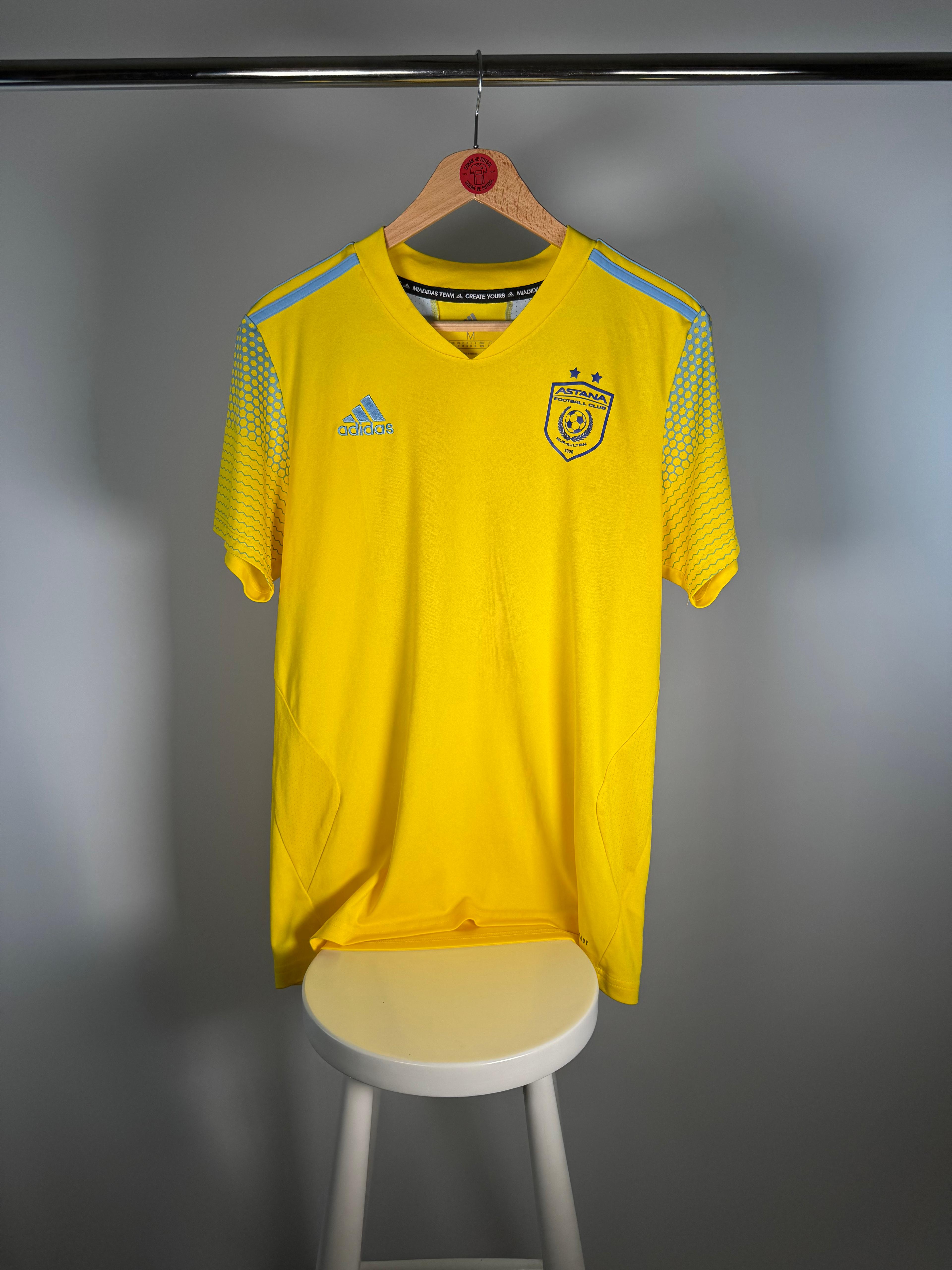 FC ASTANA 2020-2022 İÇ SAHA - MEDIUM