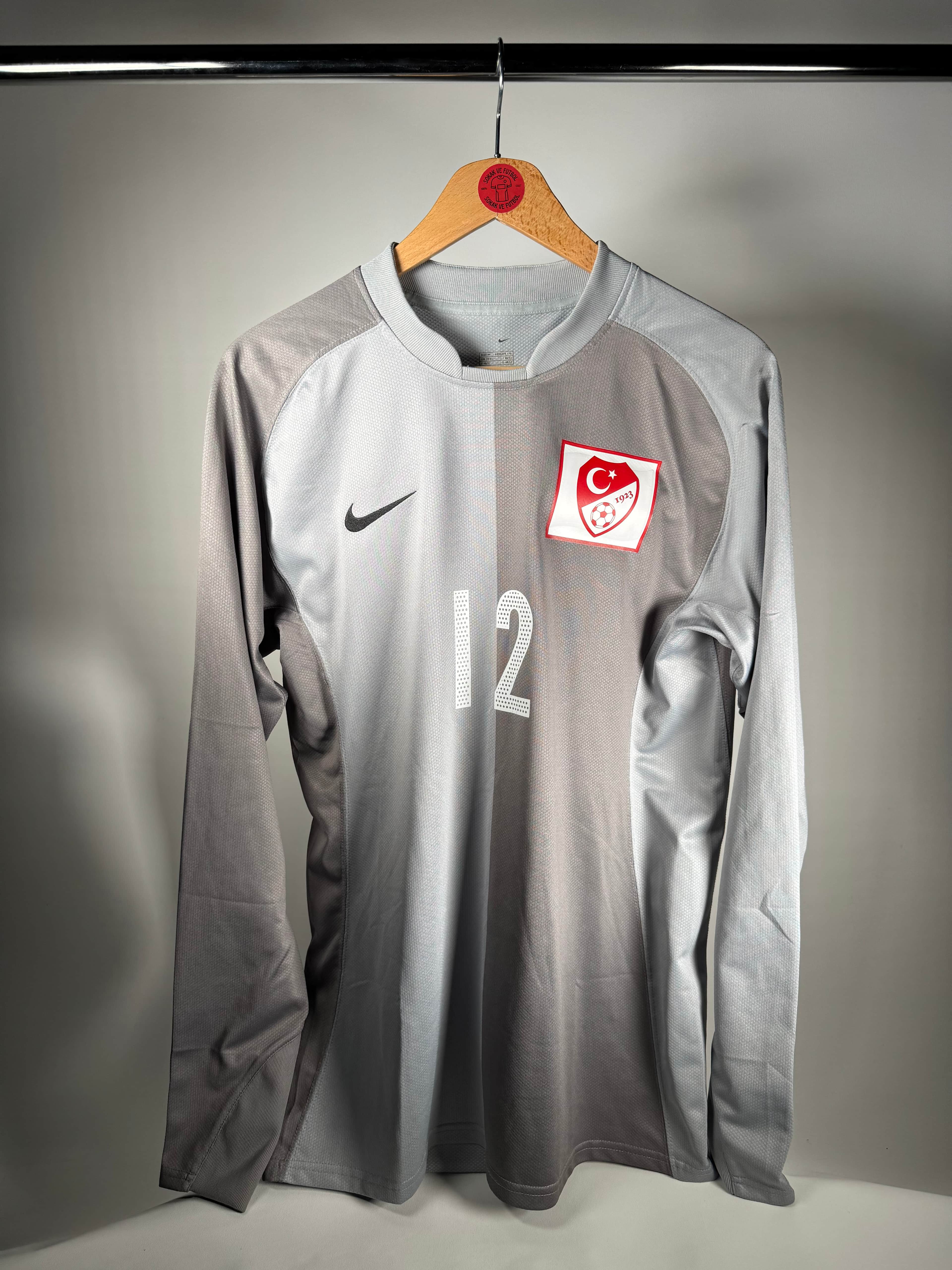 #12 TÜRKİYE A MİLLİ TAKIM 2004-2006 KALECİ FORMASI - MEDIUM