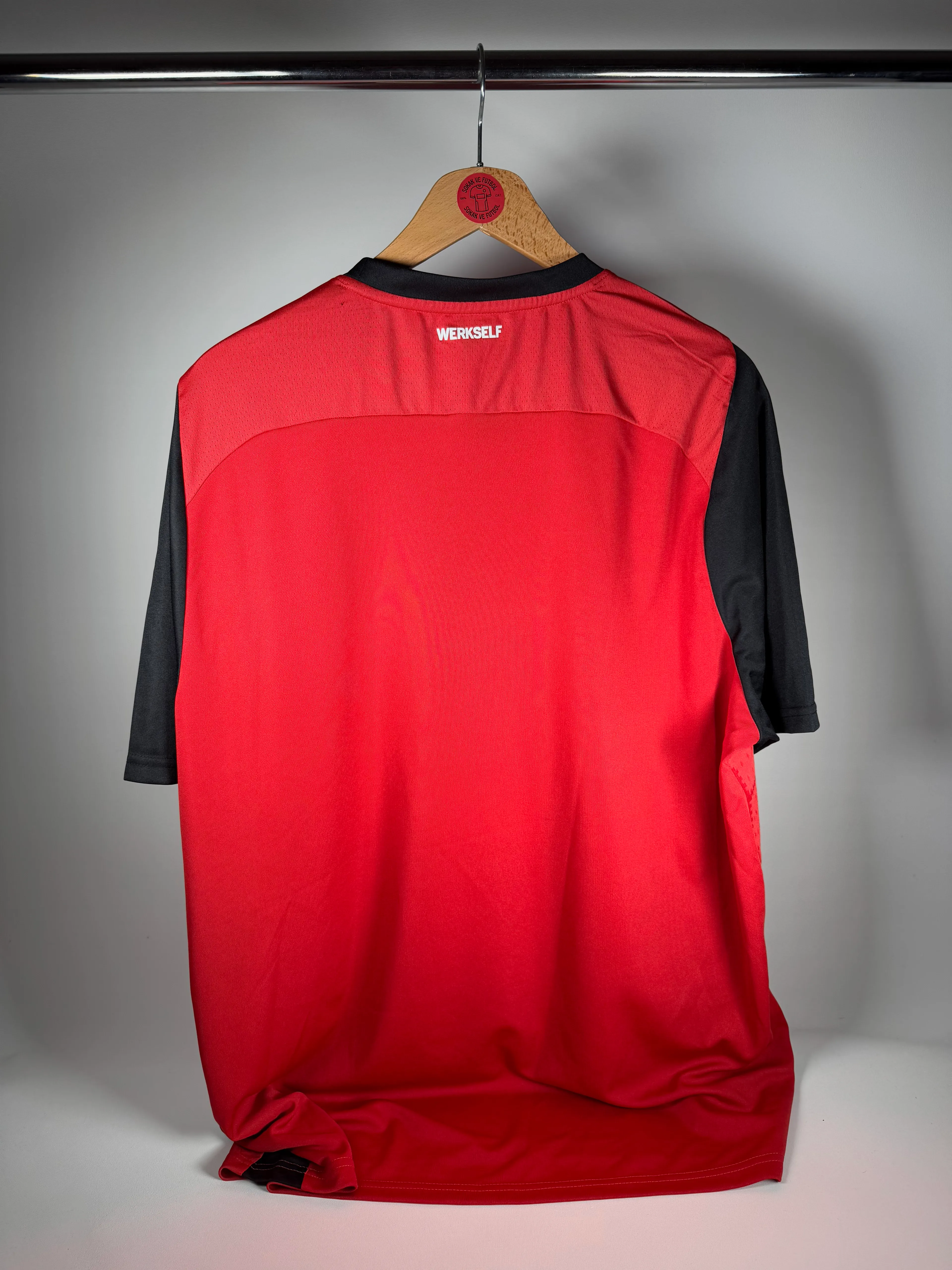 BAYER 04 LEVERKUSEN 2024-2025 İÇ SAHA - ÇEŞİTLİ BEDENLER