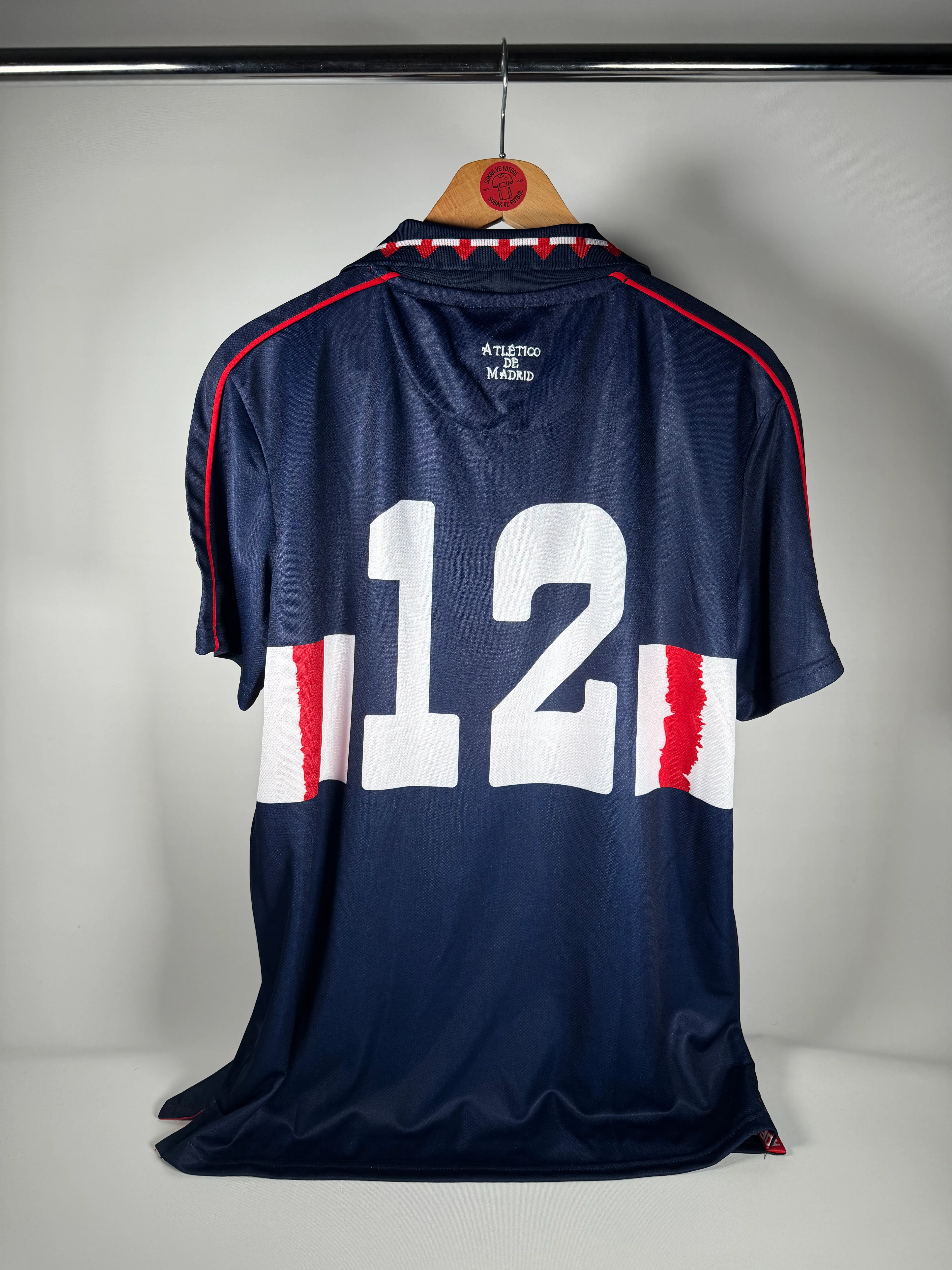 #12 ATLETICO DE MADRID POLO YAKA T-SHIRT - LARGE/X LARGE