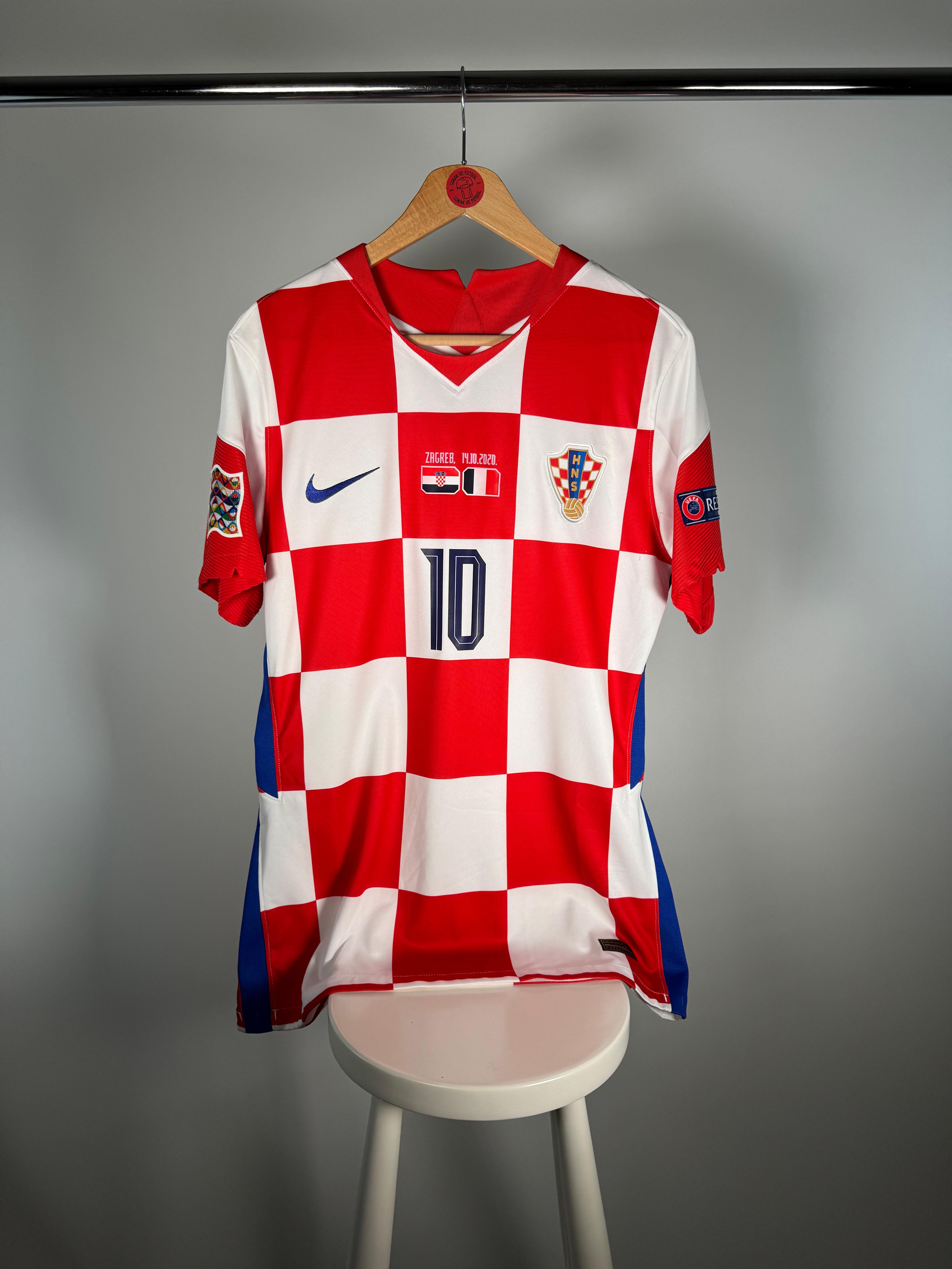 #10 MODRIC HIRVATİSTAN 2020 İÇ SAHA - LARGE 