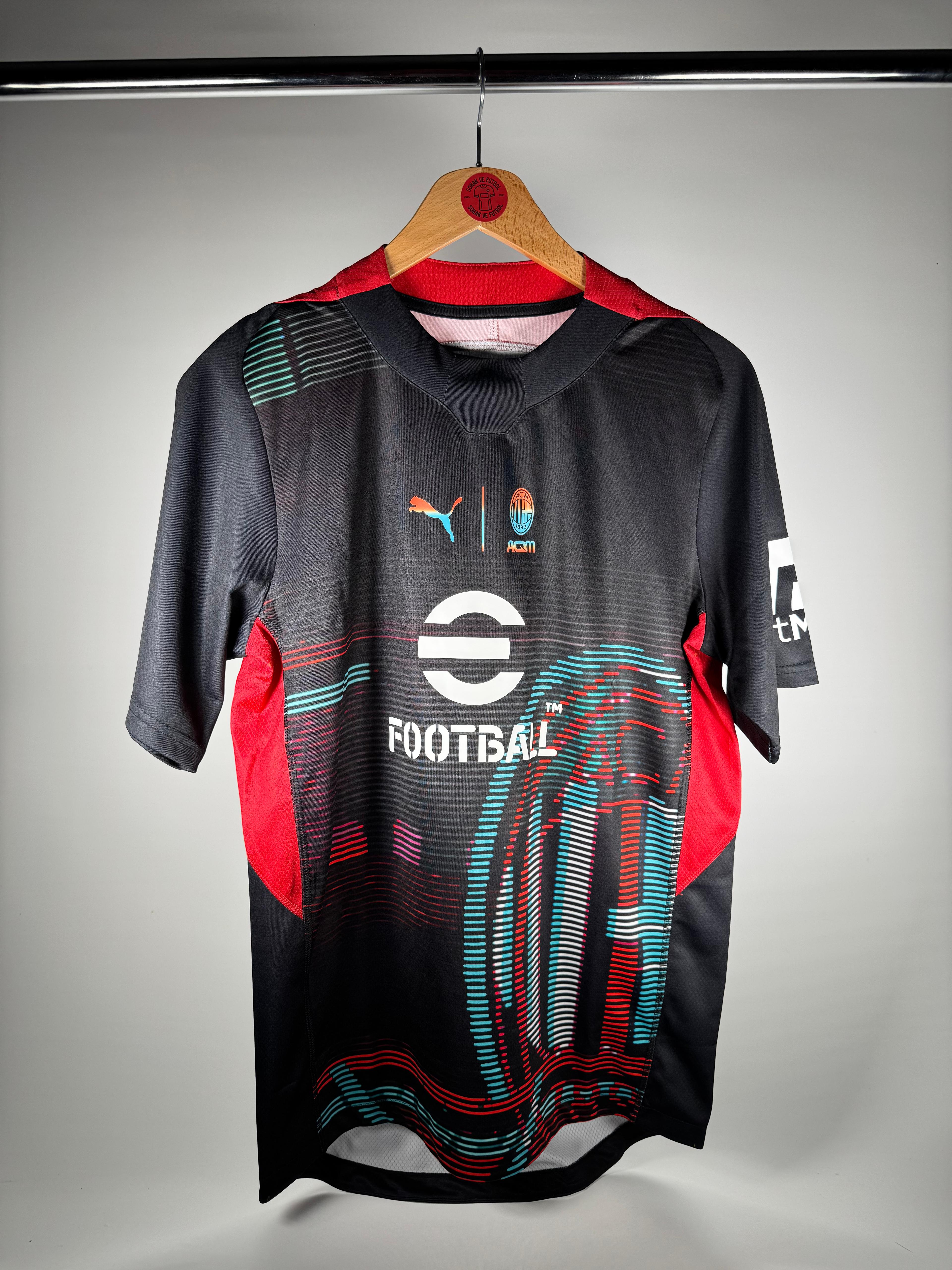 AC MILAN E-SPORTS FORMA - SMALL