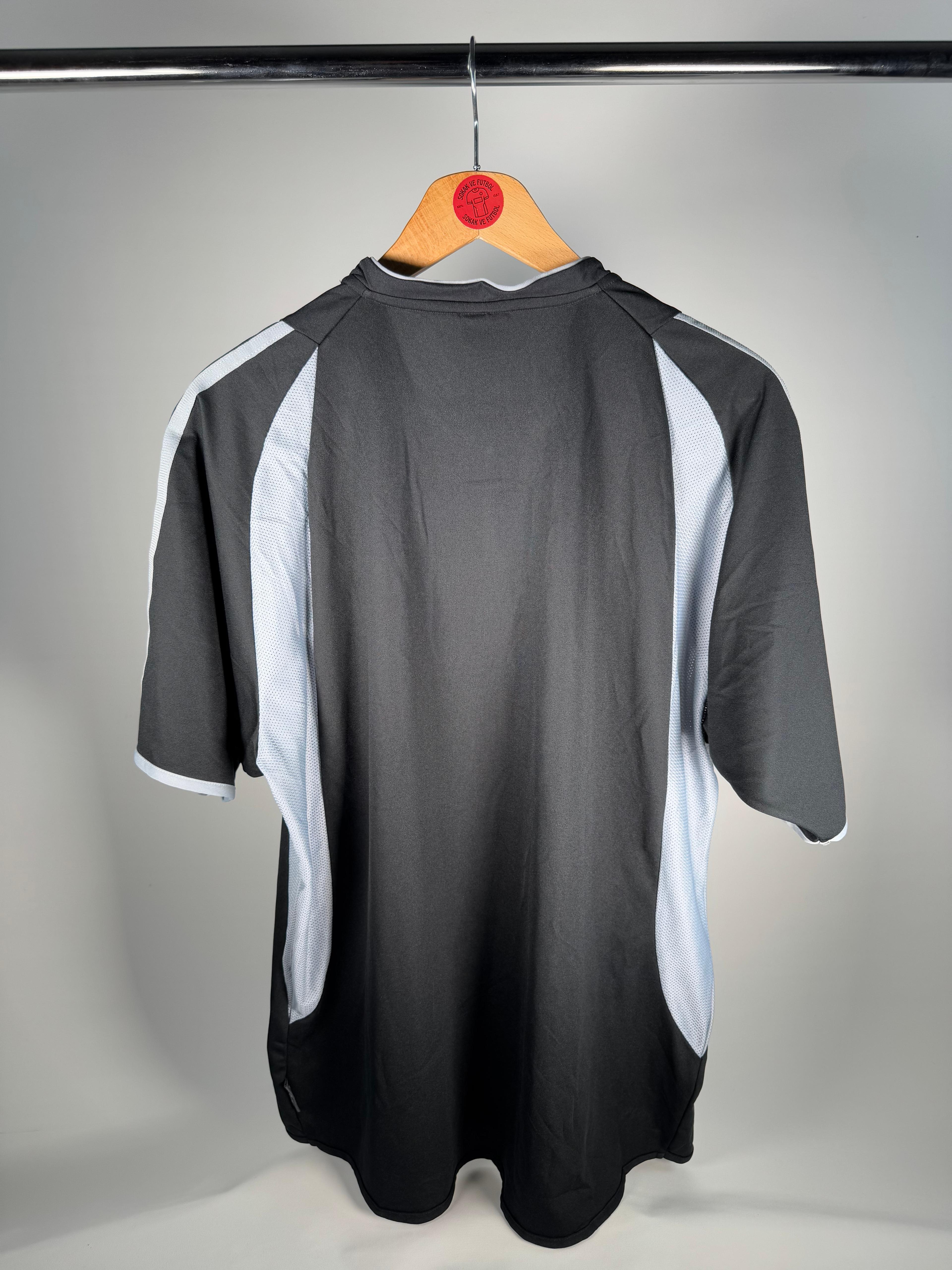NEWCASTLE UNITED 2003-2004 DIŞ SAHA - LARGE