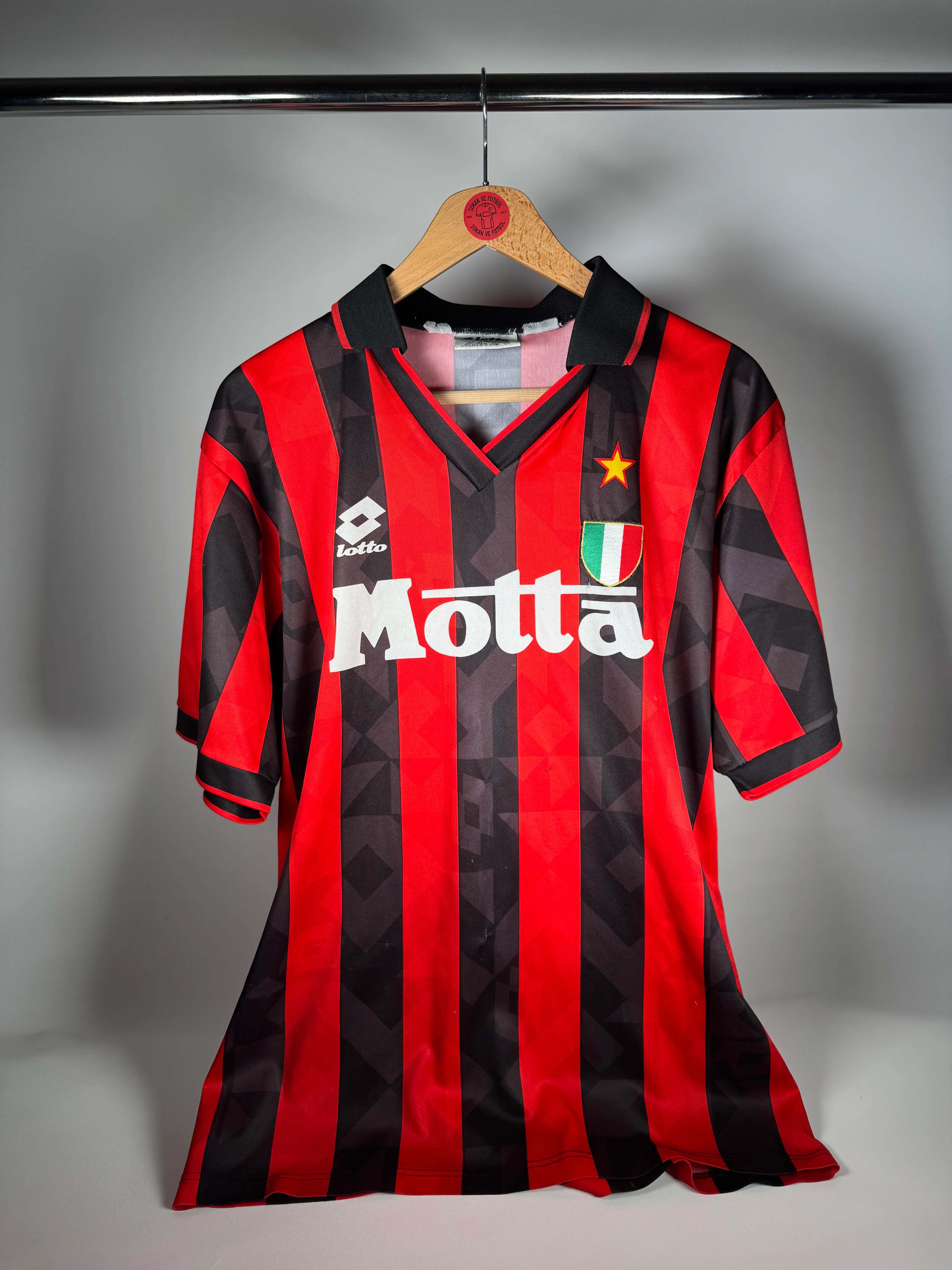 AC MILAN 1993/1994 İÇ SAHA - MEDIUM