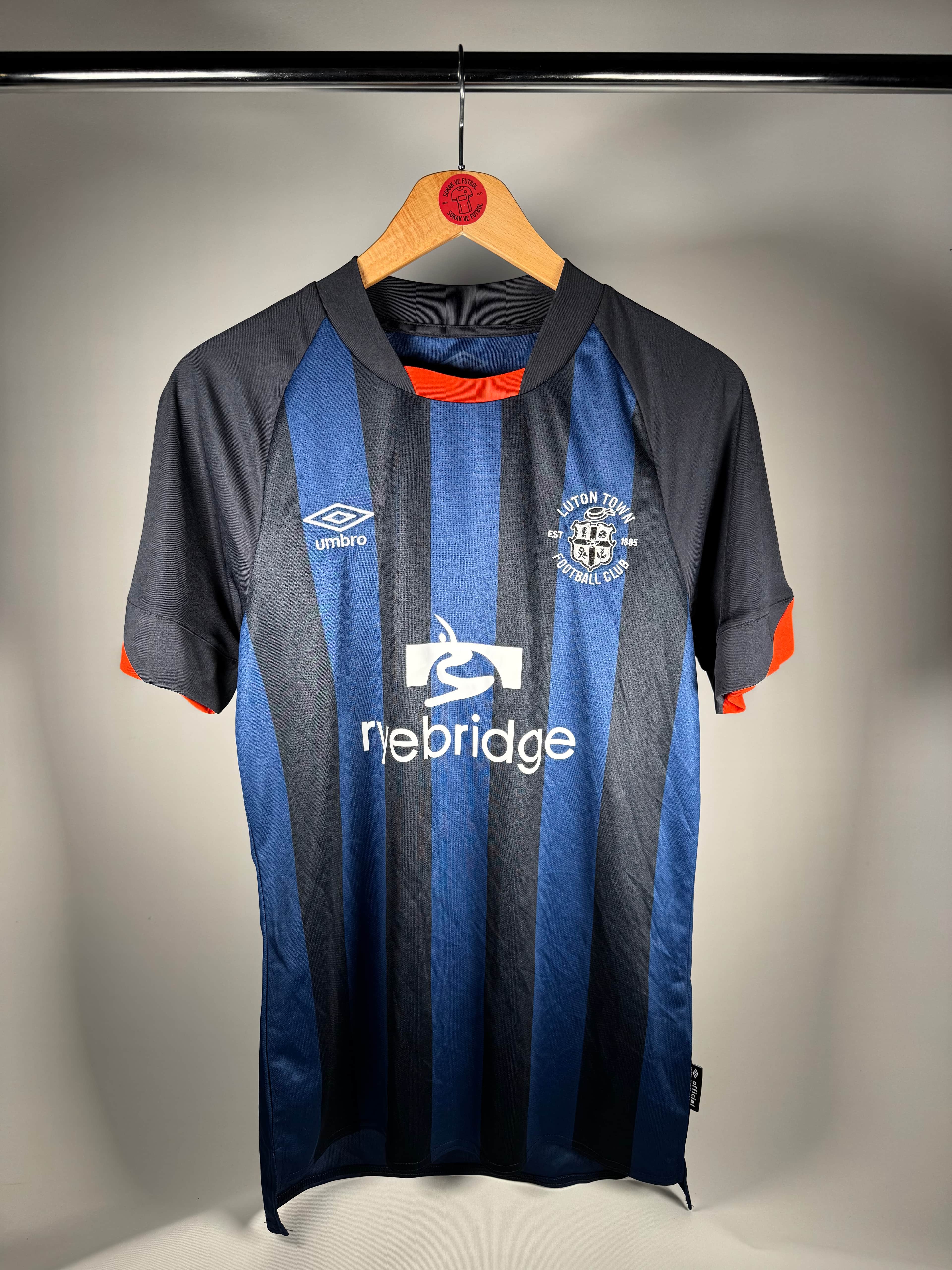 LUTON TOWN 2022-2023 ALTERNATIF - SMALL 