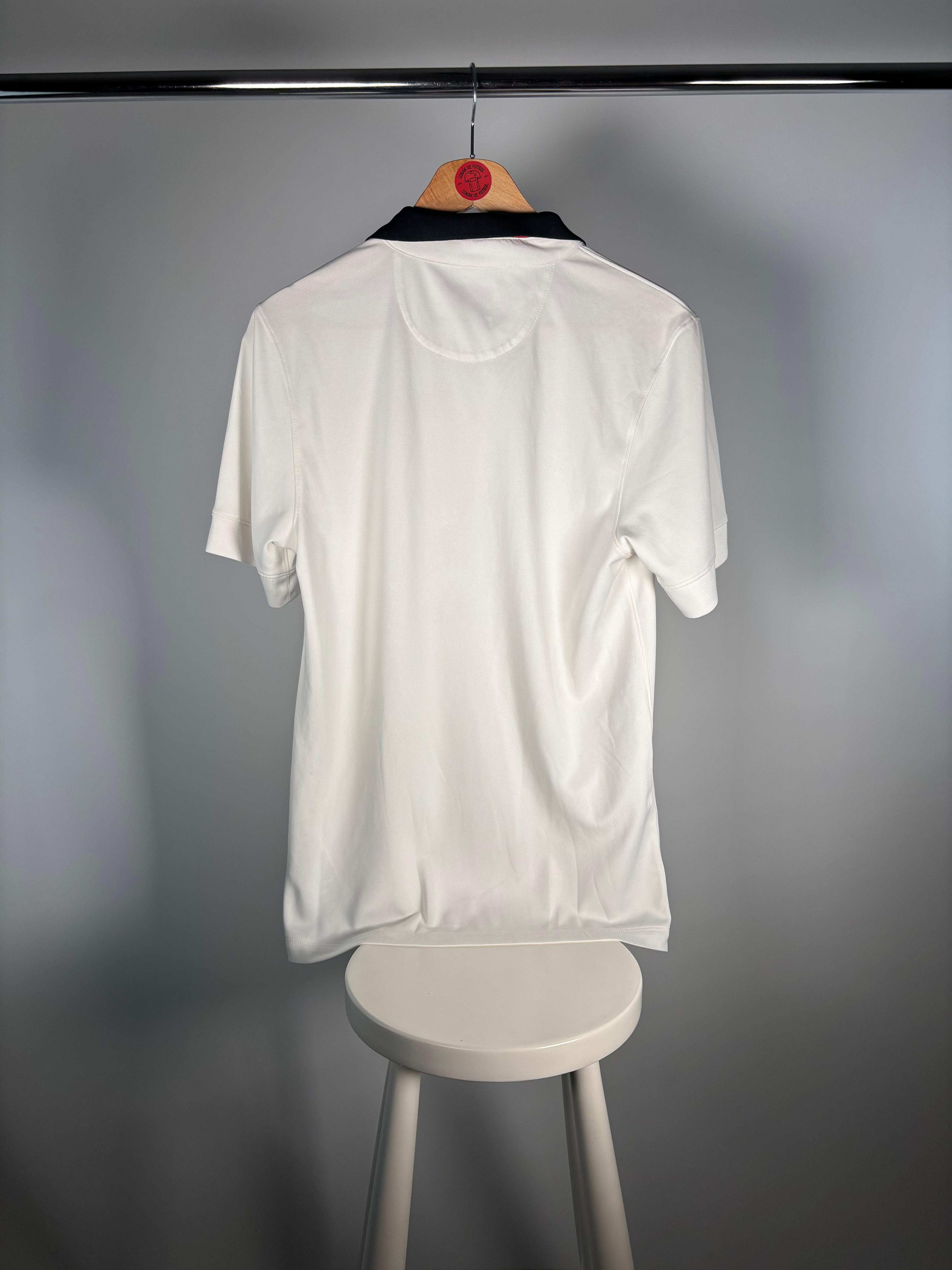 MANCHESTER UNITED 2014/2015 DIŞ SAHA - SMALL 