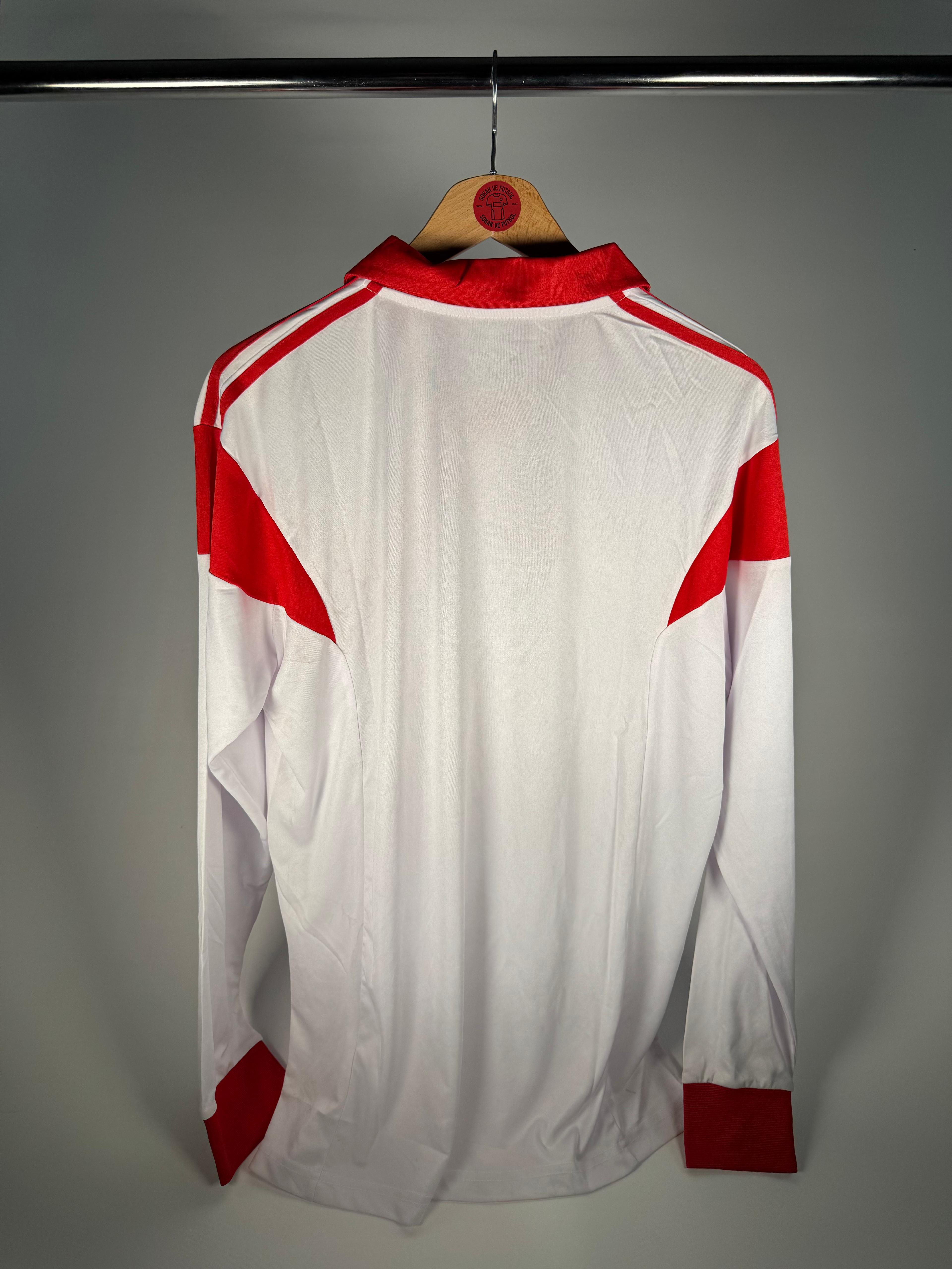 GALATASARAY RETRO FORMA - MEDIUM