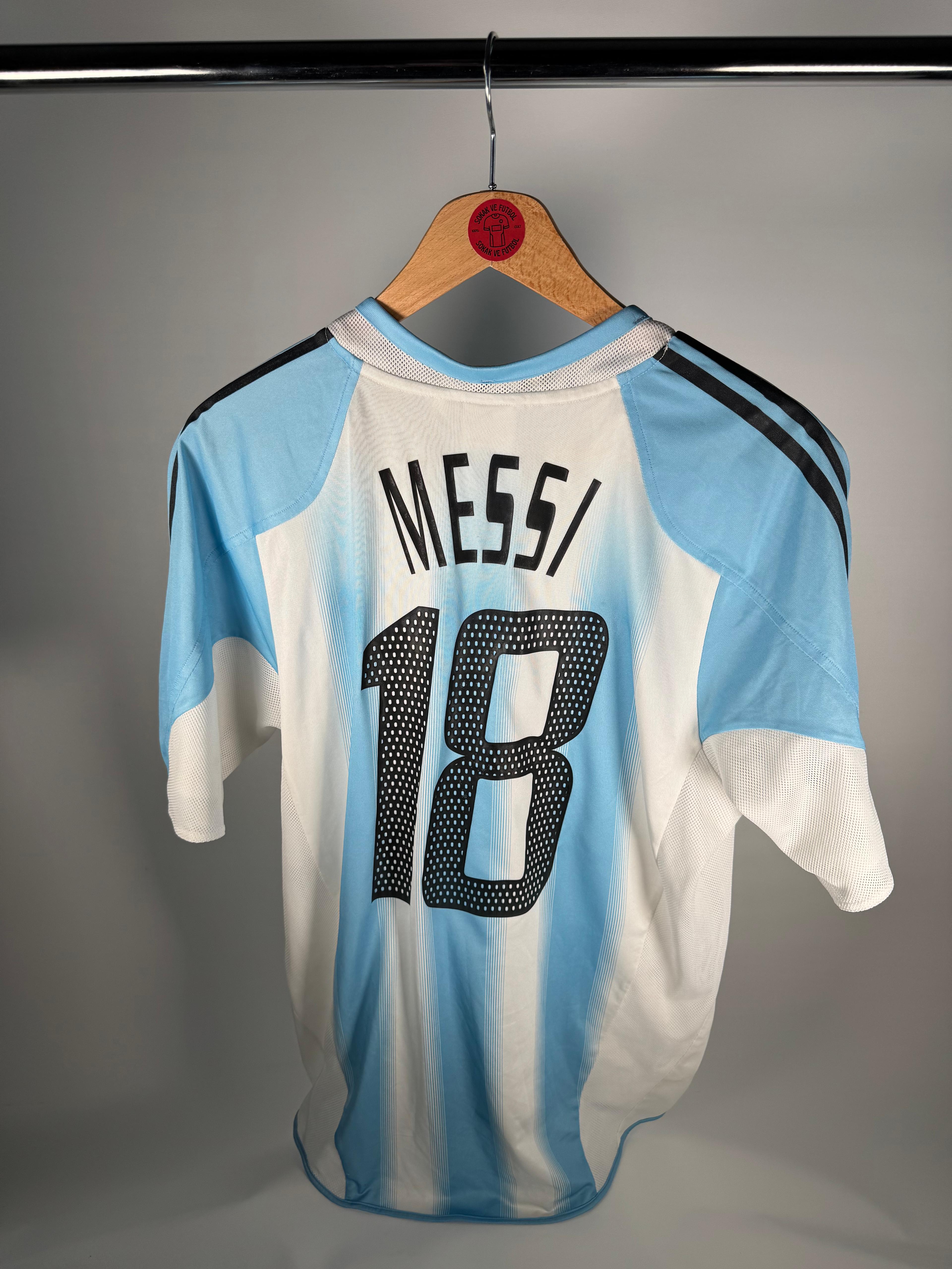 #18 MESSI ARJANTIN 2004-2005 İÇ SAHA - MEDIUM