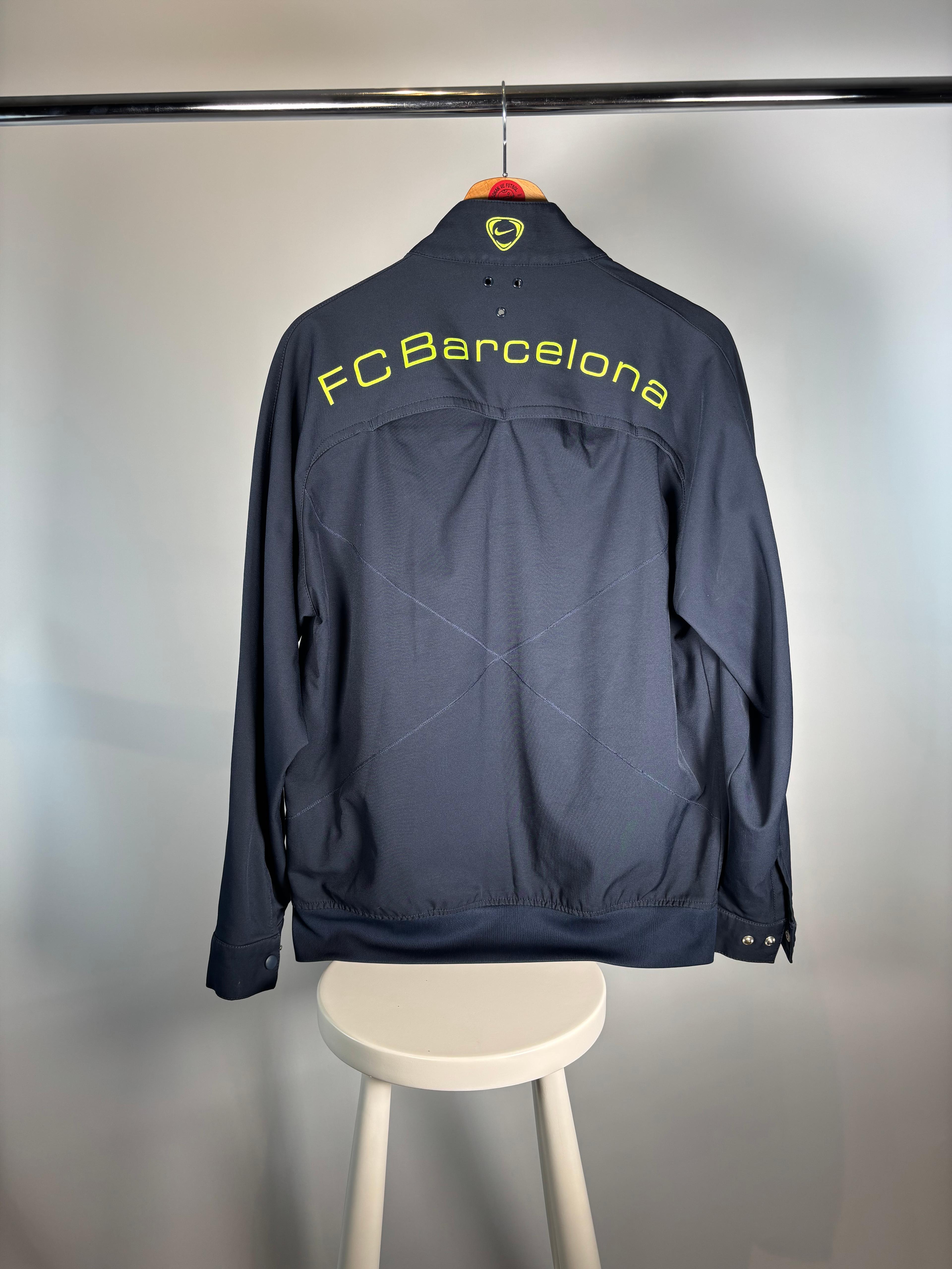BARCELONA - RÜZGARLIK - MEDIUM 
