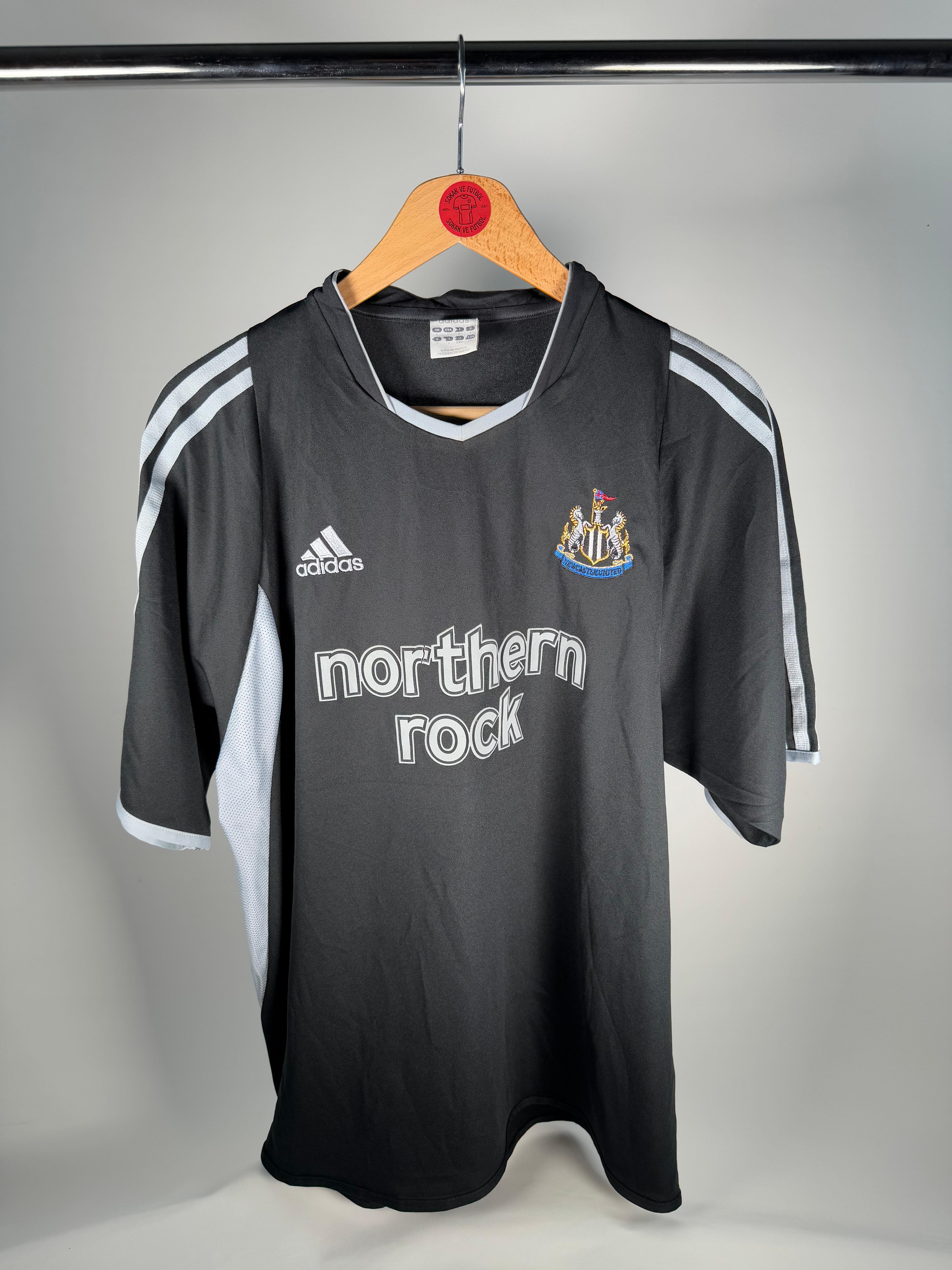 NEWCASTLE UNITED 2003-2004 DIŞ SAHA - LARGE