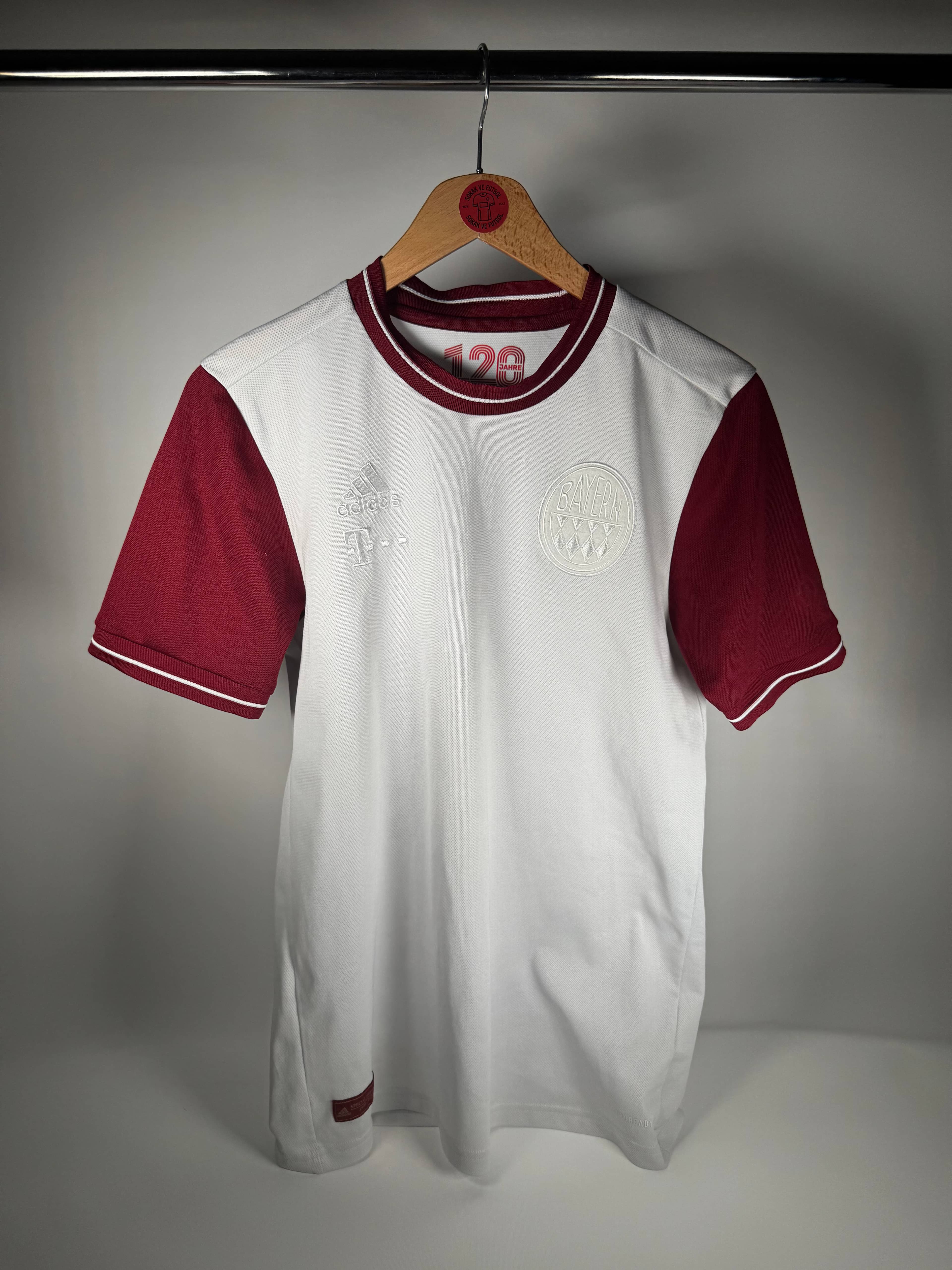 #19 DAVIES BAYERN MUNİH 2019-2020 120. YIL ÖZEL FORMA - SMALL