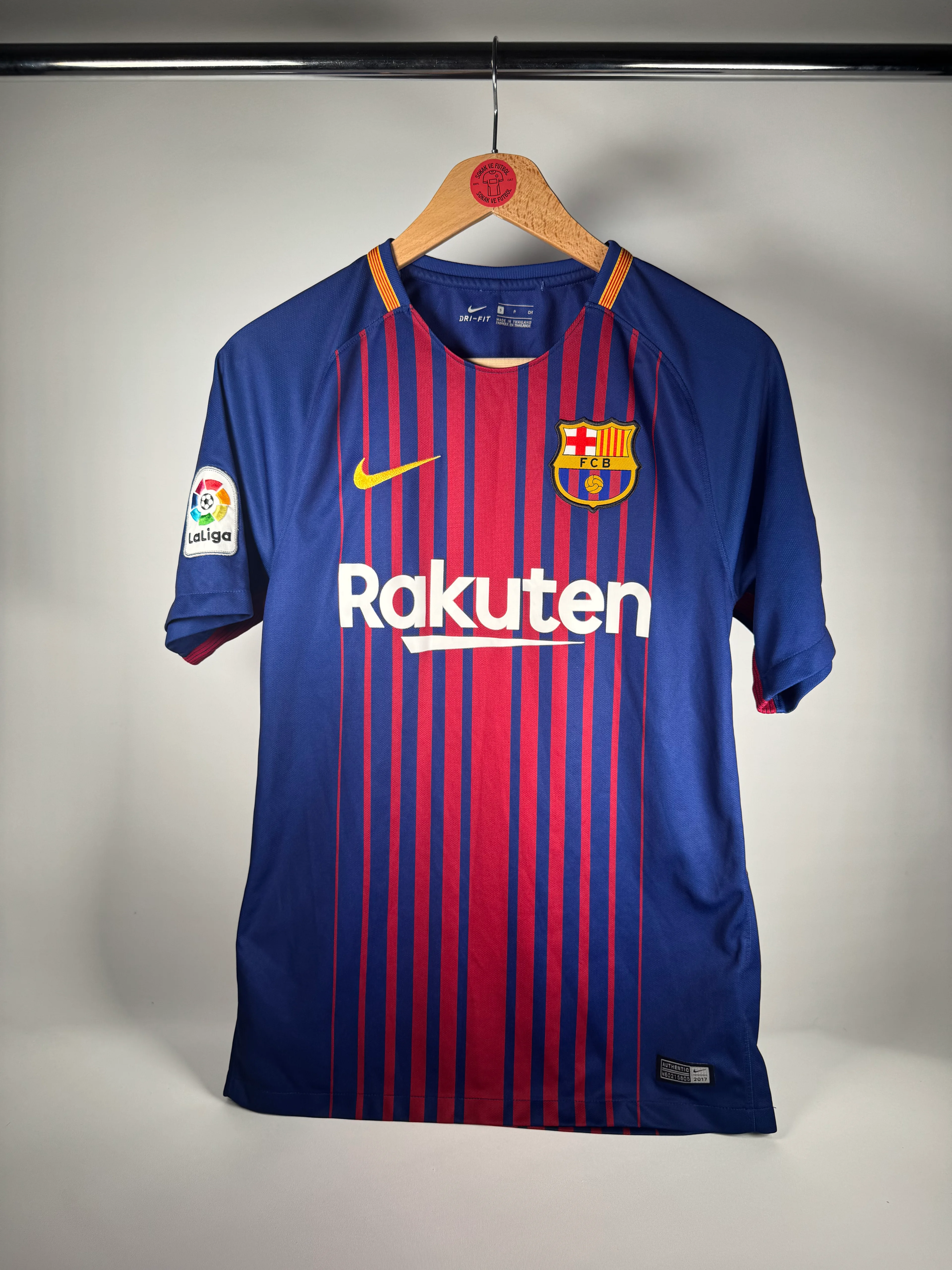 BARCELONA 2017/2018 İÇ SAHA - SMALL