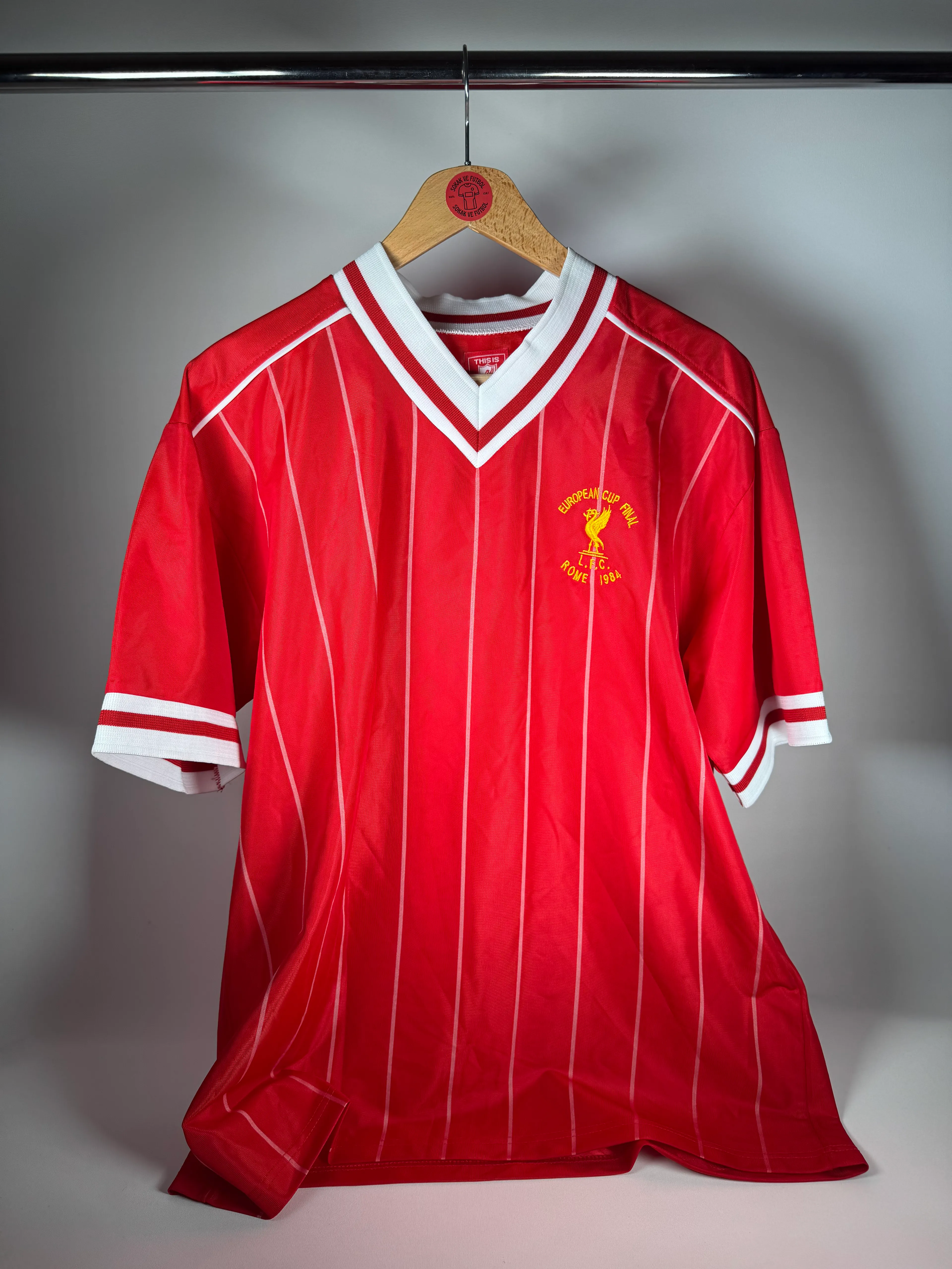LIVERPOOL 1982-1985 İÇ SAHA - LARGE