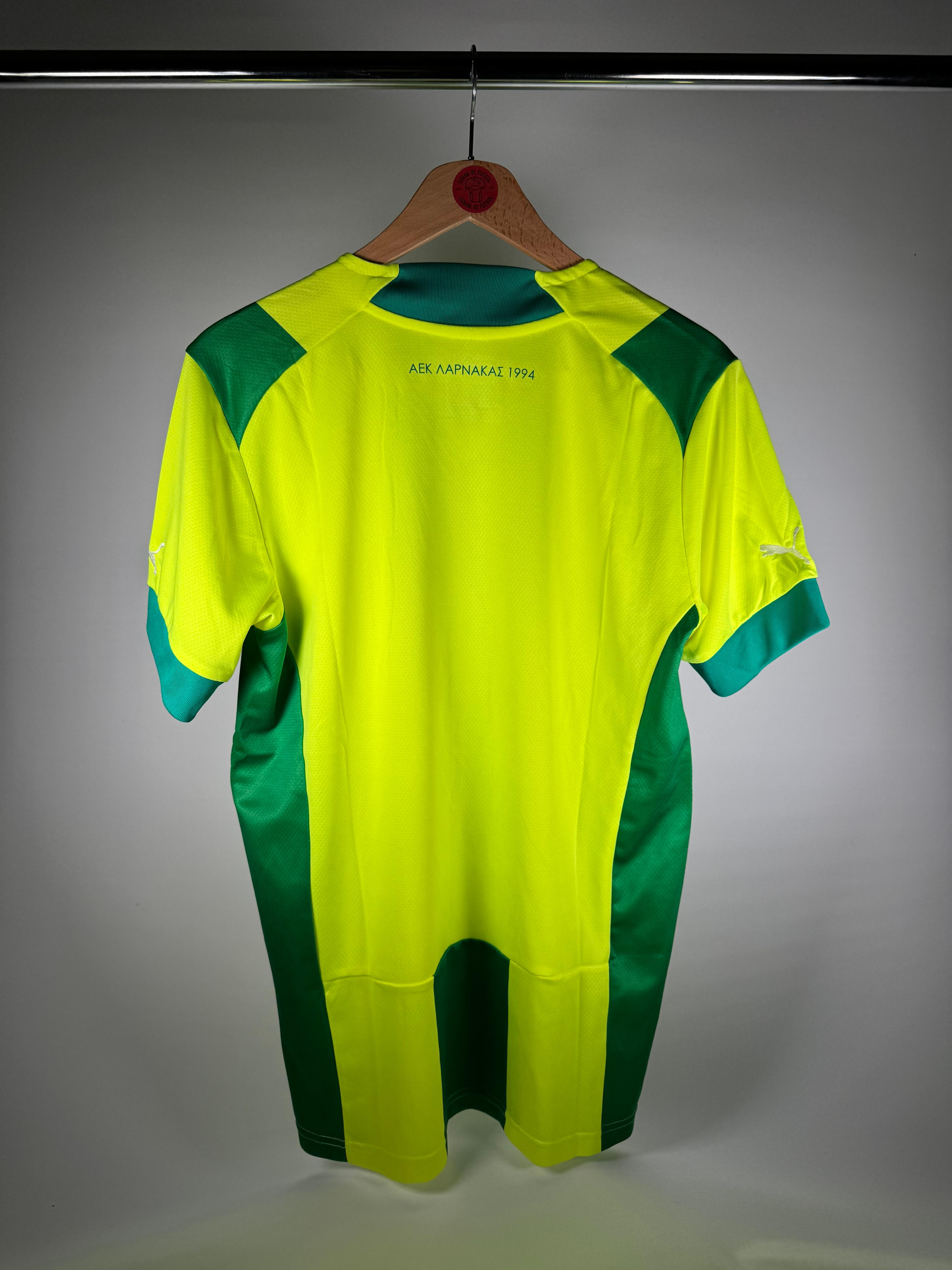 AEK LARNACA 2022-2023 İÇ SAHA - MEDIUM