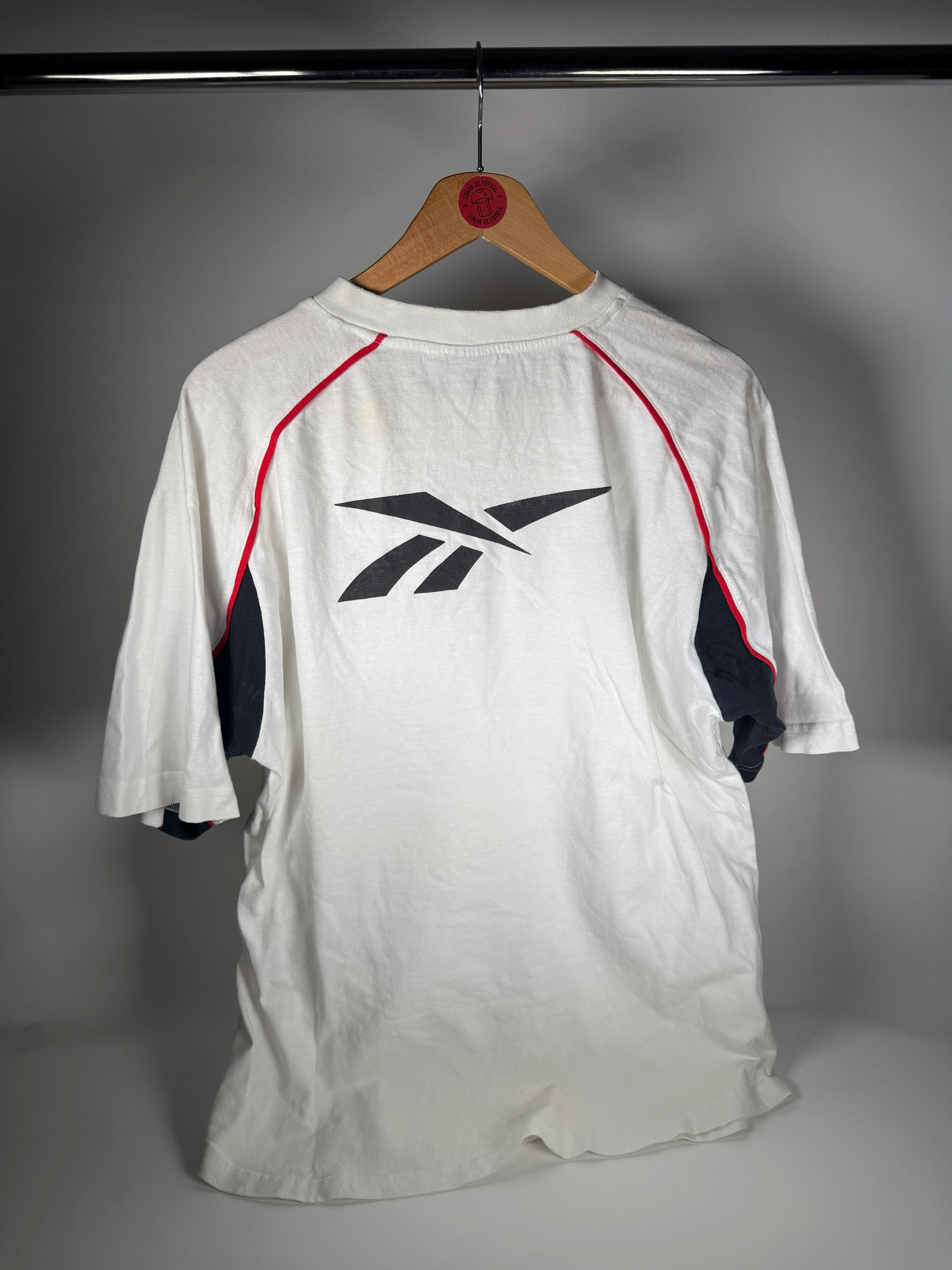 BEŞİKTAŞ 1999/2000 ANTRENMAN TİŞÖRTÜ - LARGE