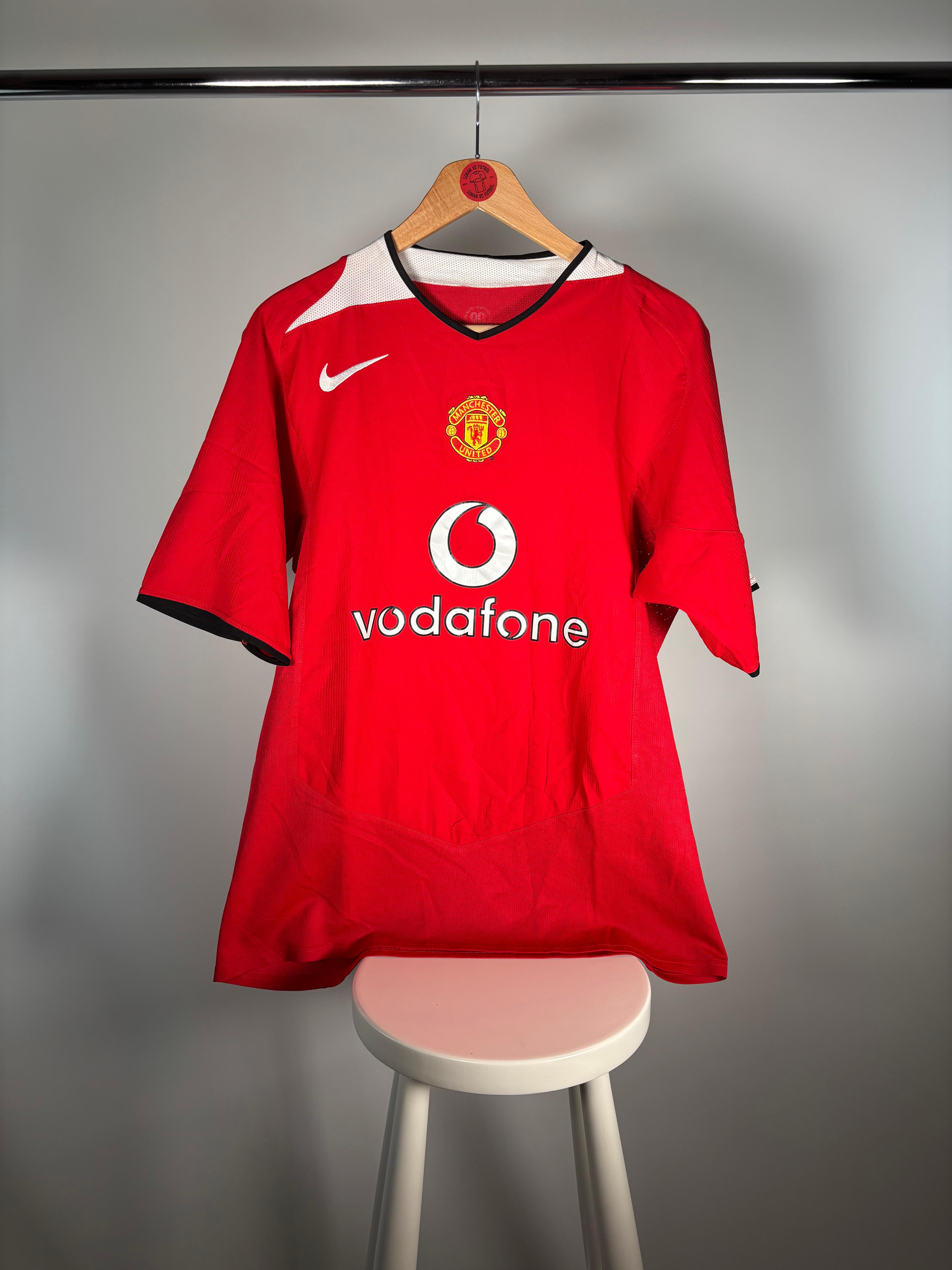 MANCHESTER UNITED 2004/2006 İÇ SAHA - MEDIUM 