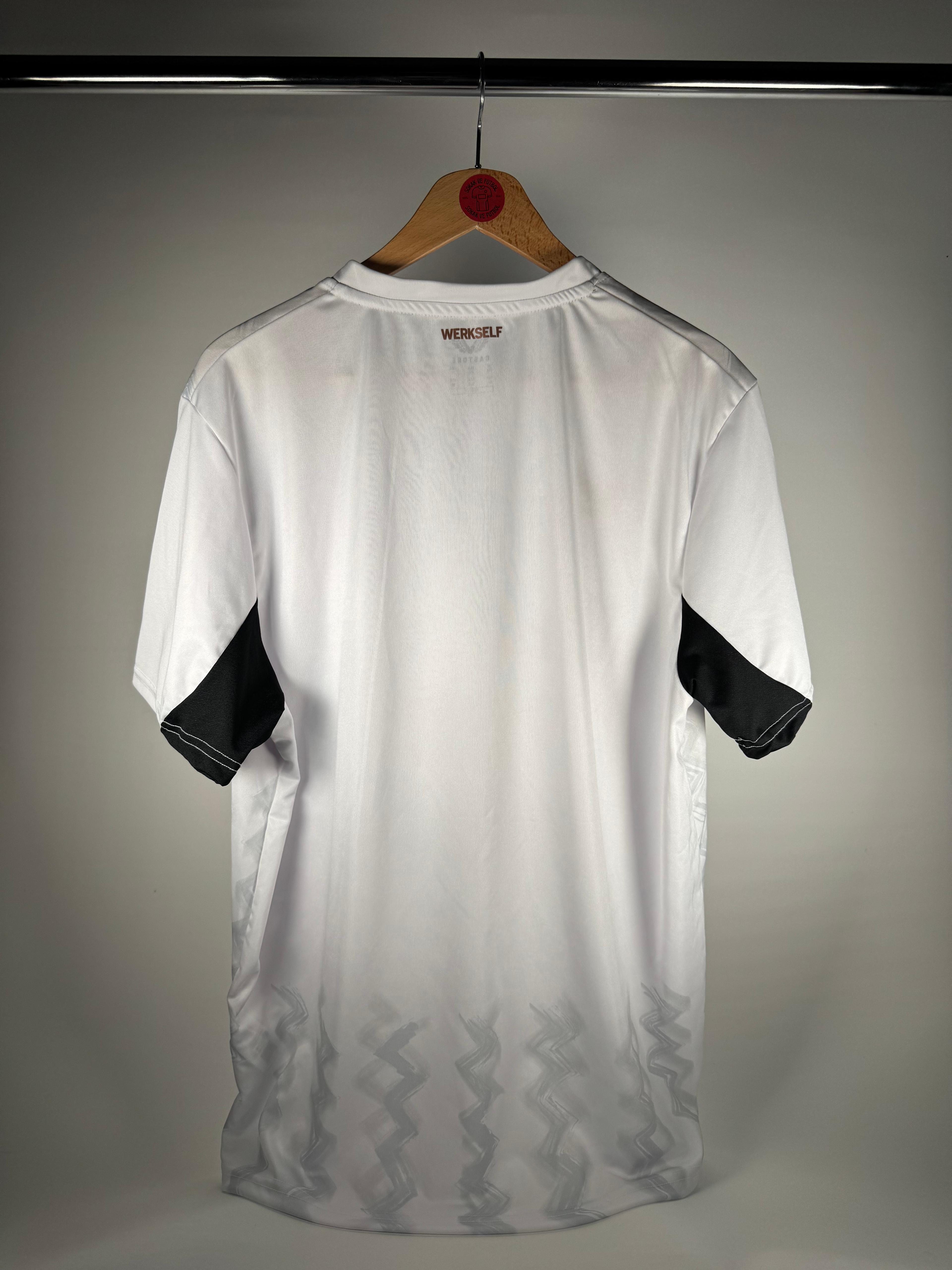 BAYER 04 LEVERKUSEN 2024-2025 DIŞ SAHA - XX LARGE 