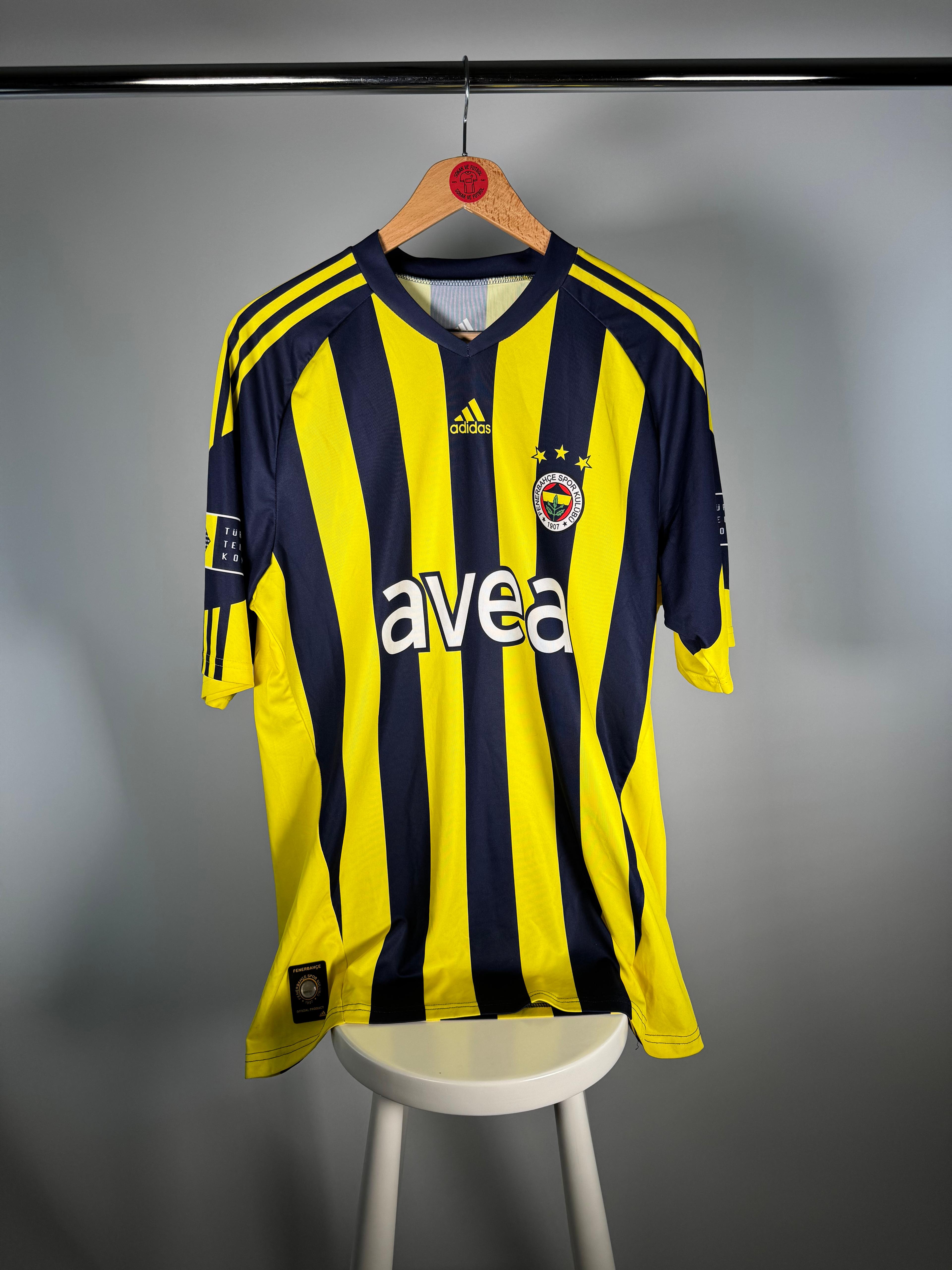 FENERBAHÇE 2010/2011 İÇ SAHA - ALEX - LARGE 