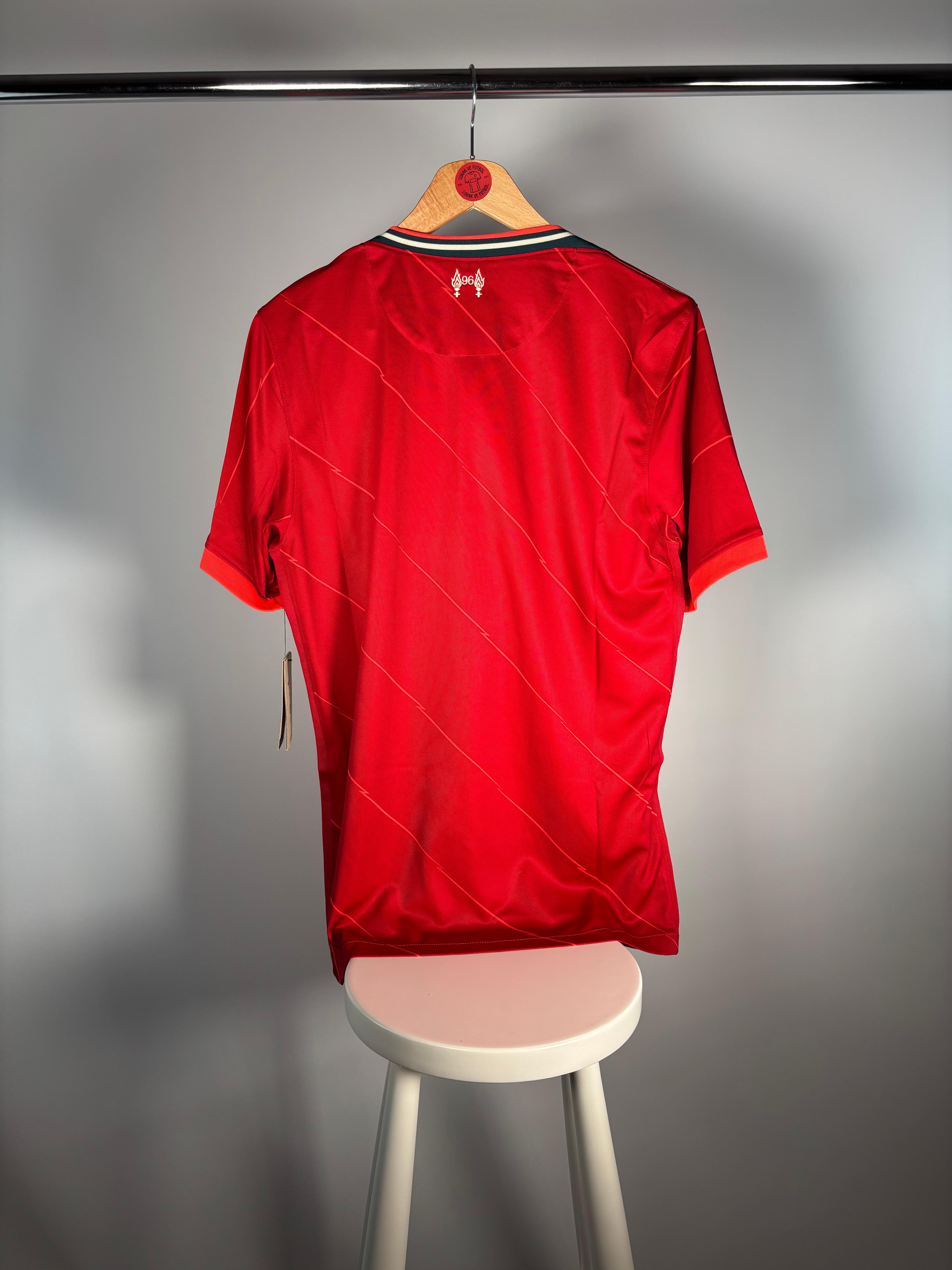 LIVERPOOL 2021/2022 İÇ SAHA - MEDIUM 