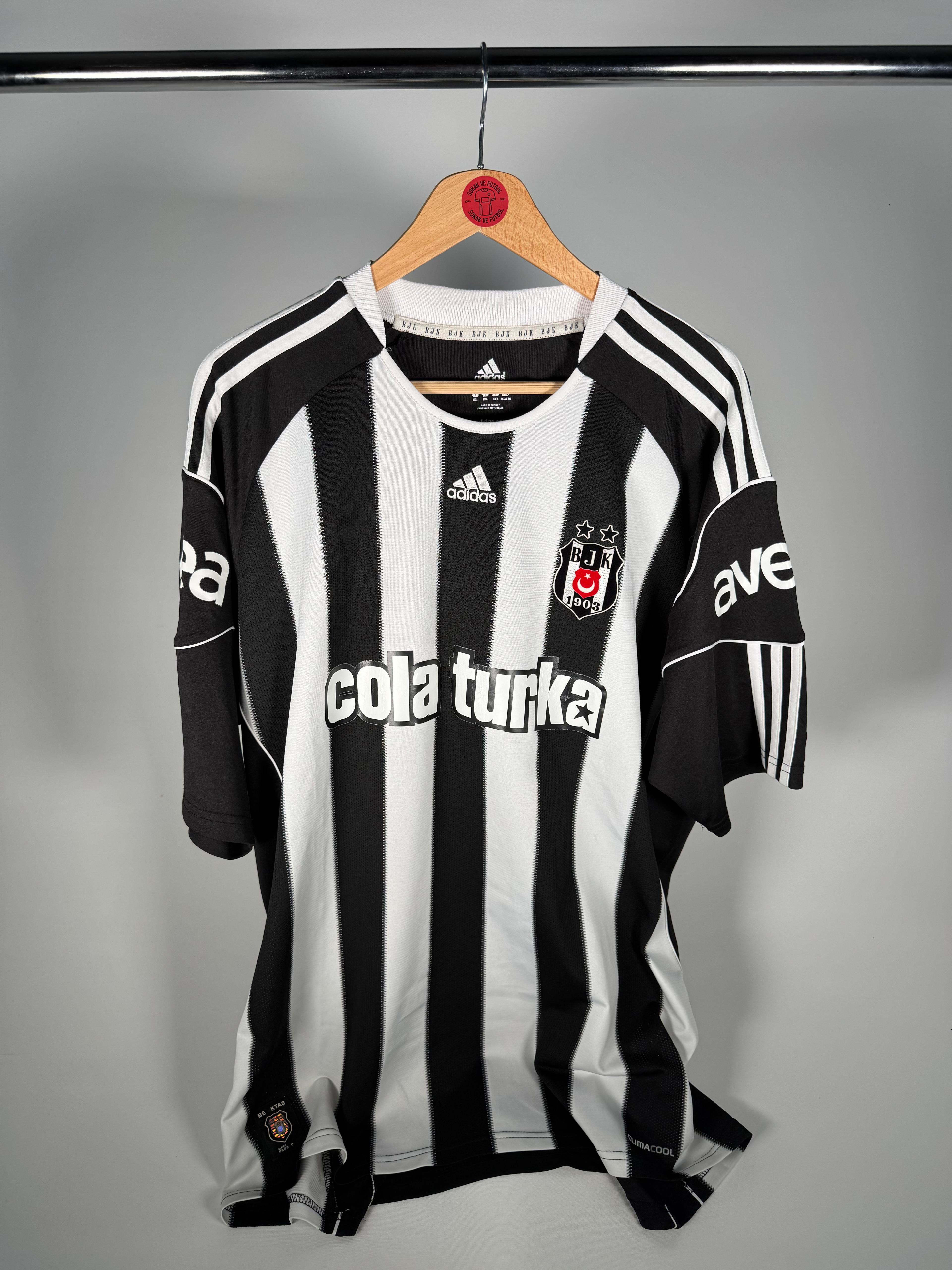 #14 GUTİ BEŞİKTAŞ 2010-2011 İÇ SAHA - XX LARGE 