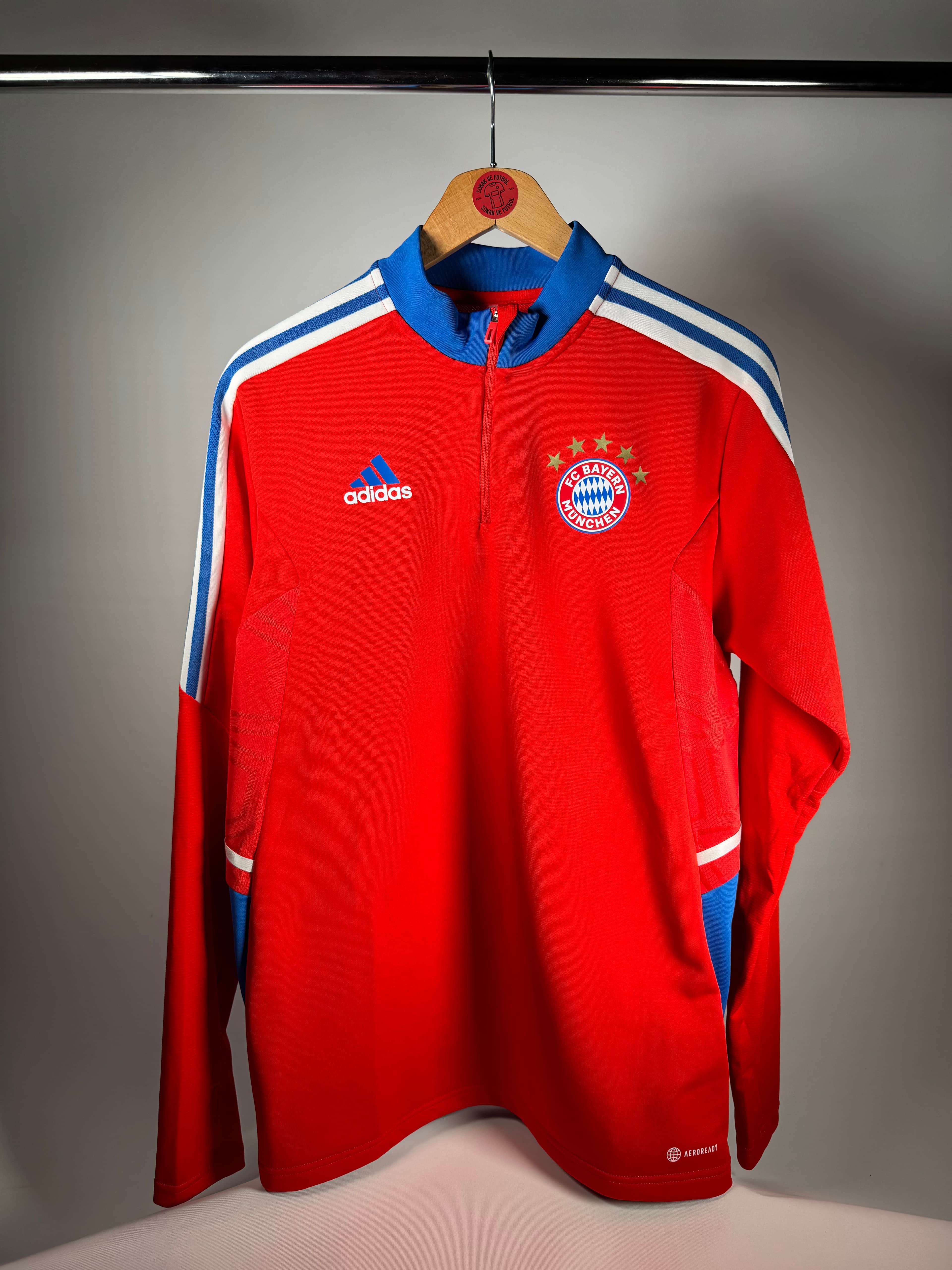 BAYERN MÜNİCH 2022-2023 ANTRENMAN FORMASI - MEDIUM