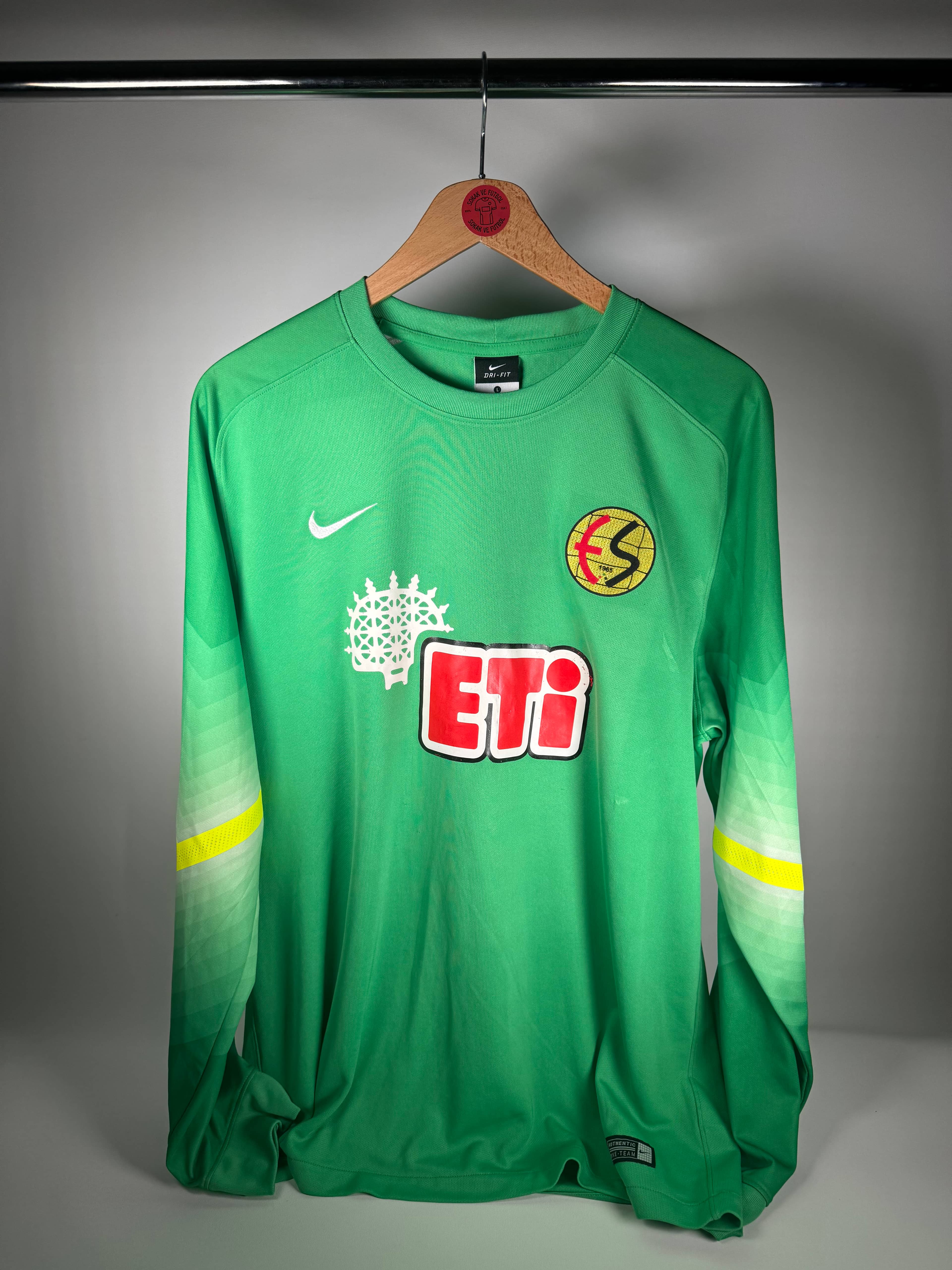 #1 ALİ ŞAŞAL ESKİŞEHİRSPOR 2015-2016 KALECİ FORMASI - LARGE