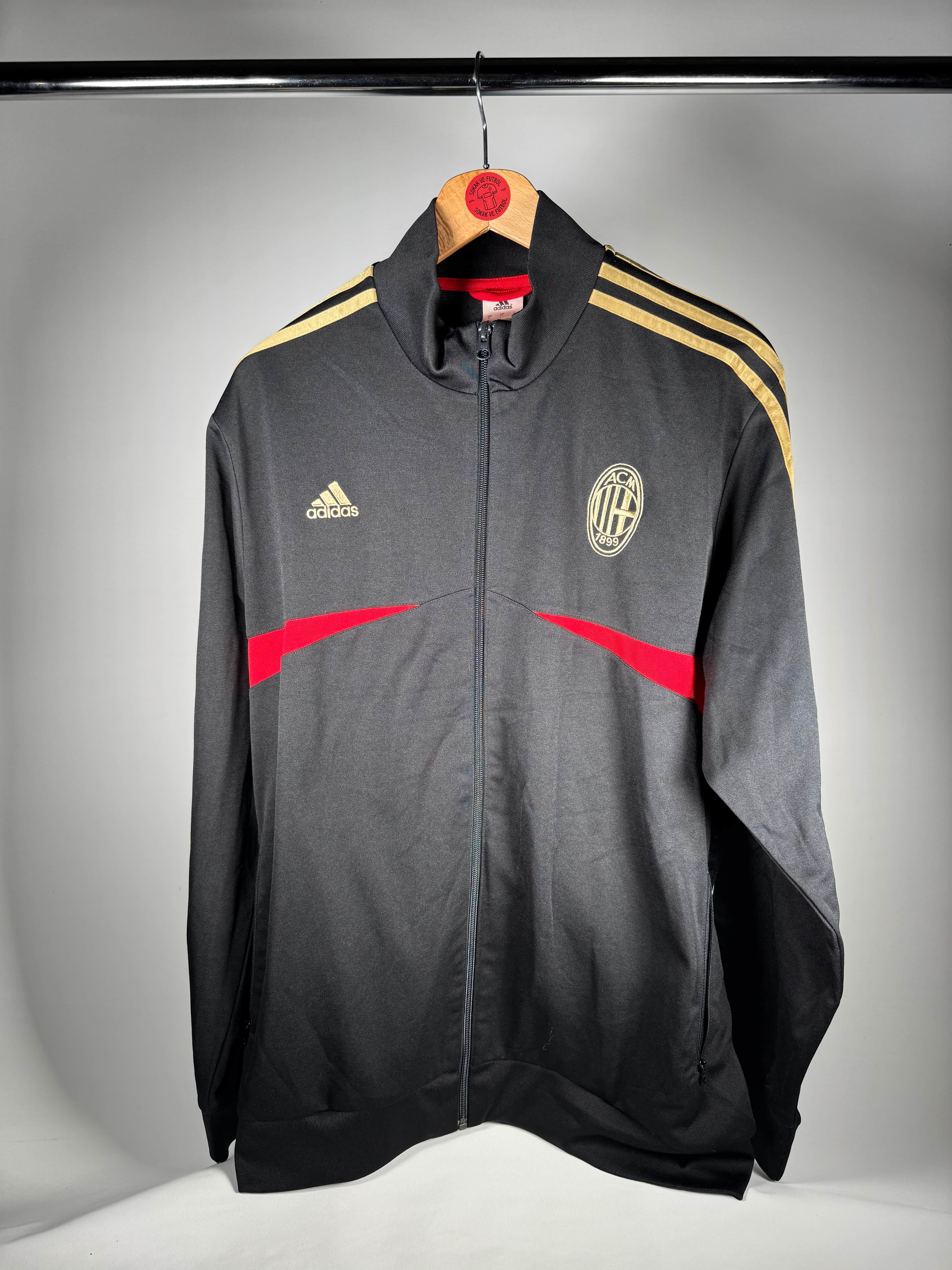 AC MILAN ANTRENMAN CEKET - X LARGE