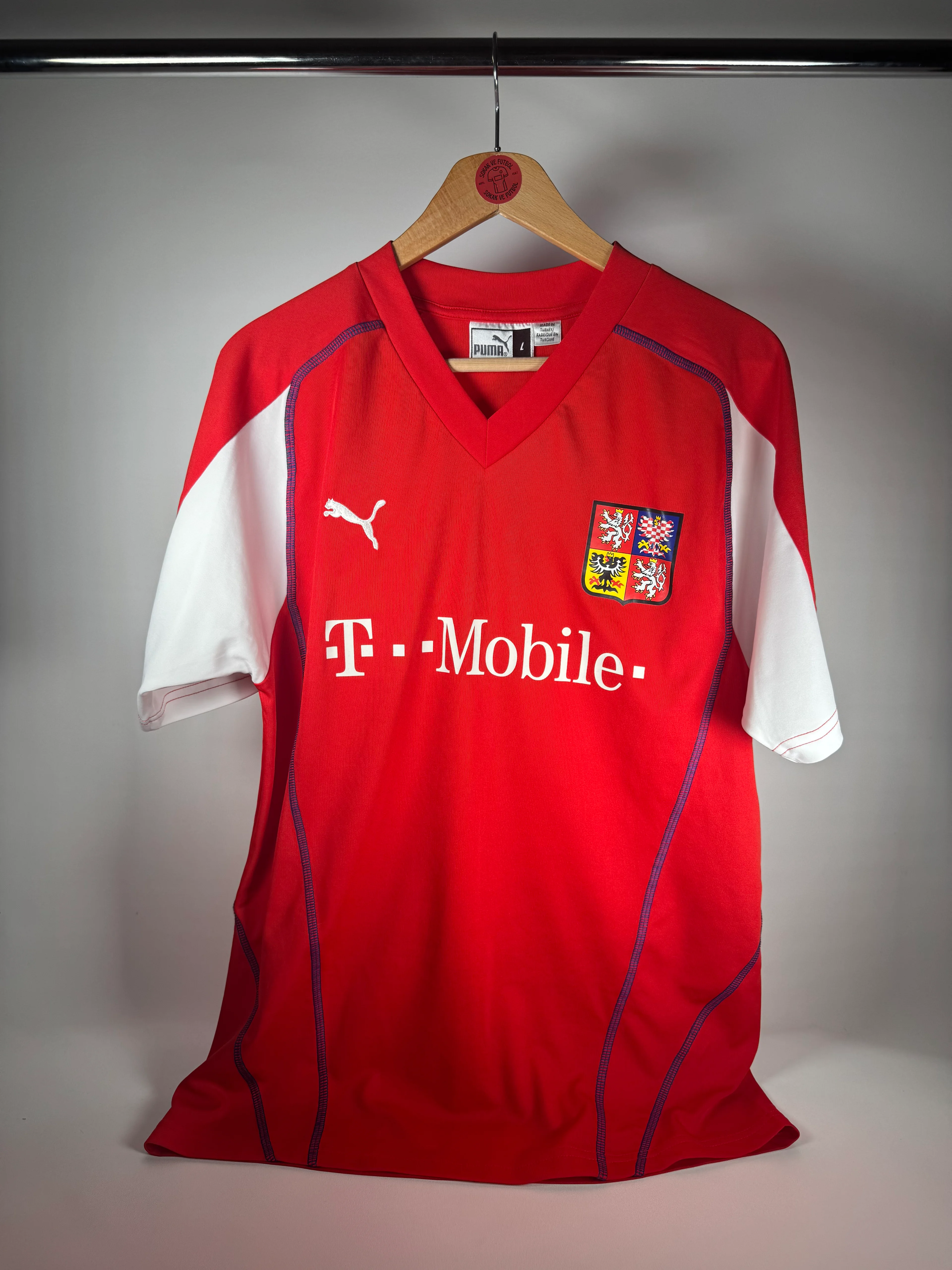 ÇEKYA 2004 İÇ SAHA - LARGE