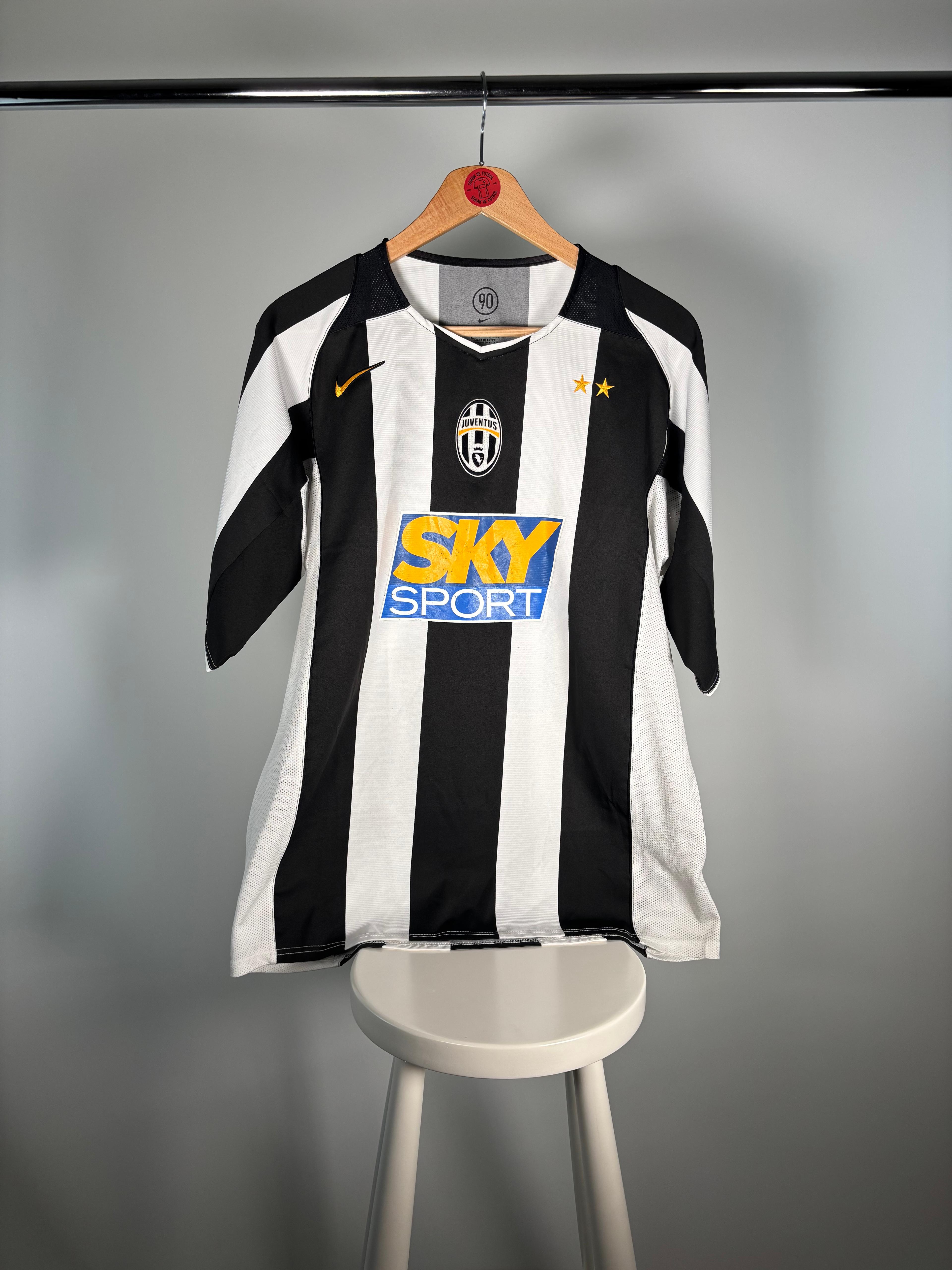 JUVENTUS 2004/2005 İÇ SAHA - MEDIUM 