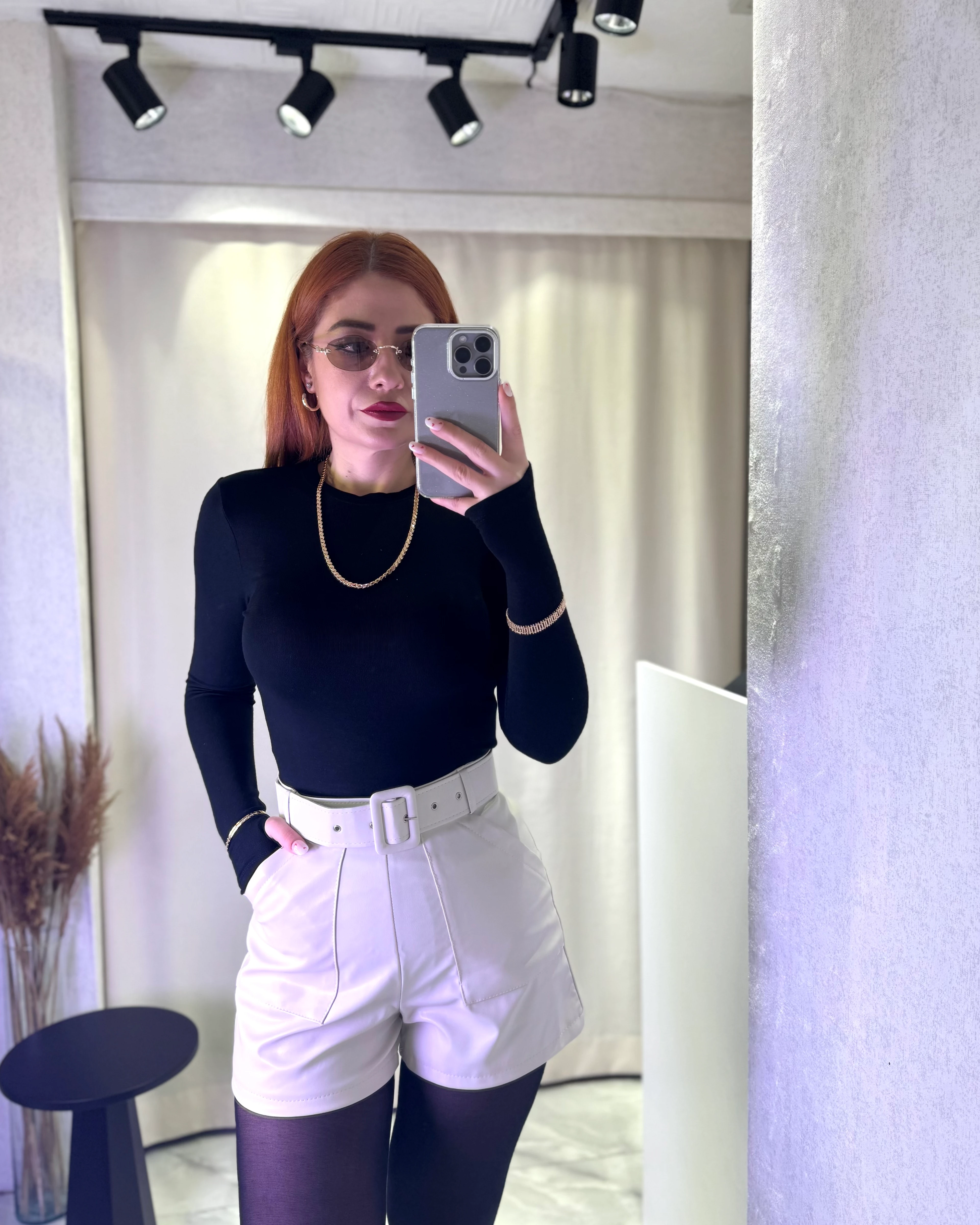 Modal Parmak Geçmeli Basic Yaka Bluz - siyah