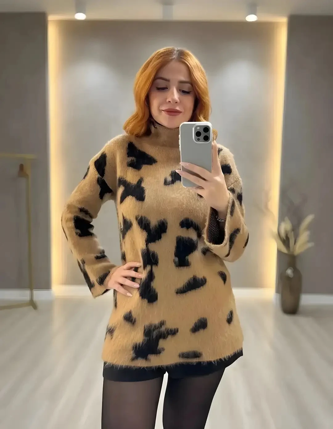 Leopar Desenli Tüylü Kazak