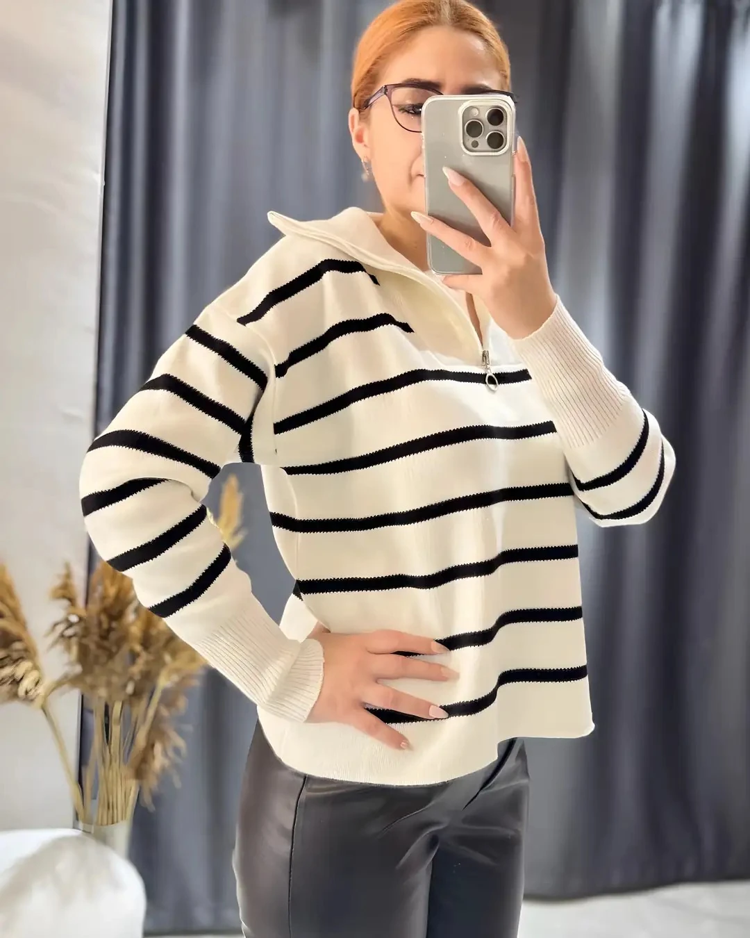 Çizgili Fermuarlı Triko Kazak