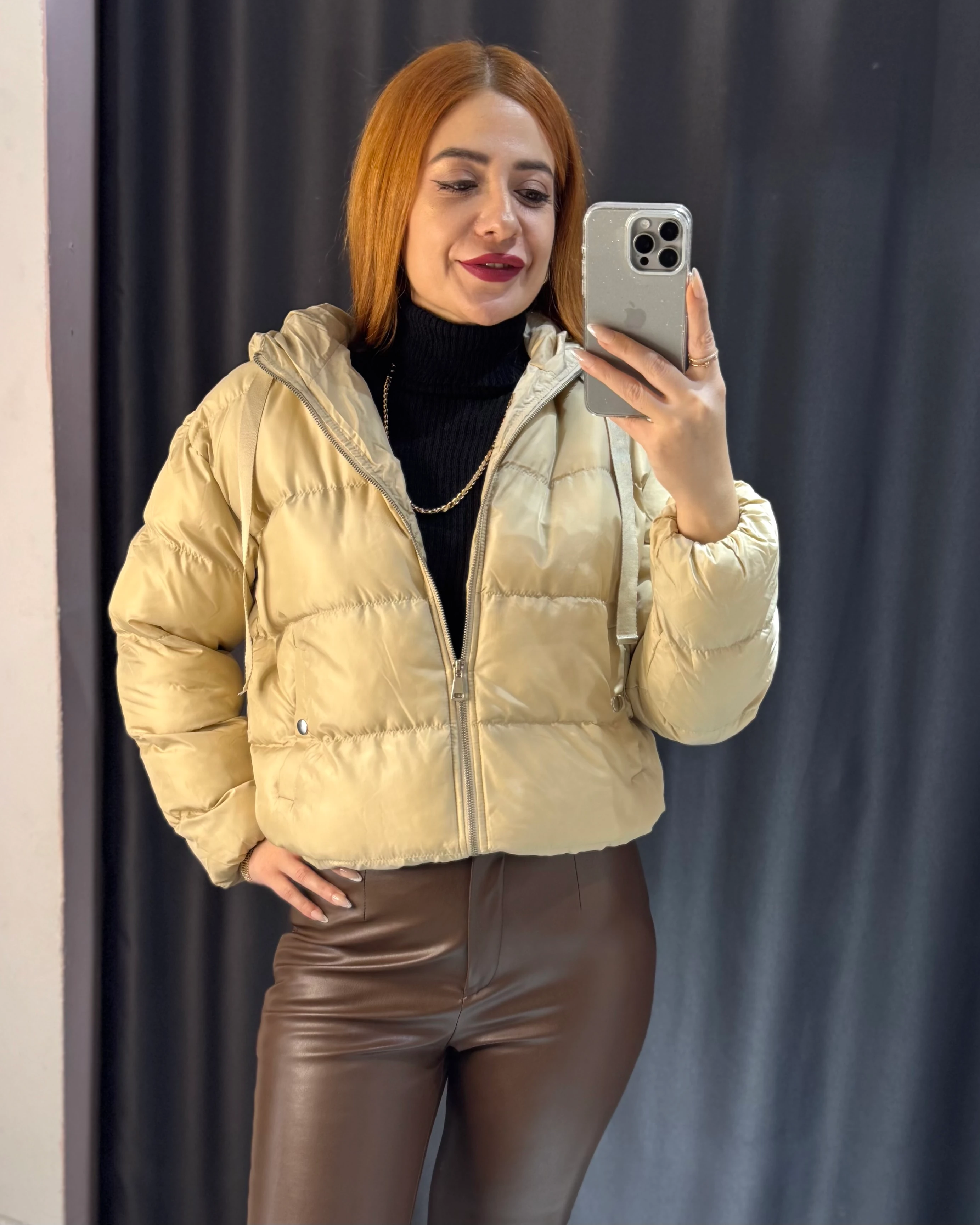 Kapüşonlu Şişme Mont